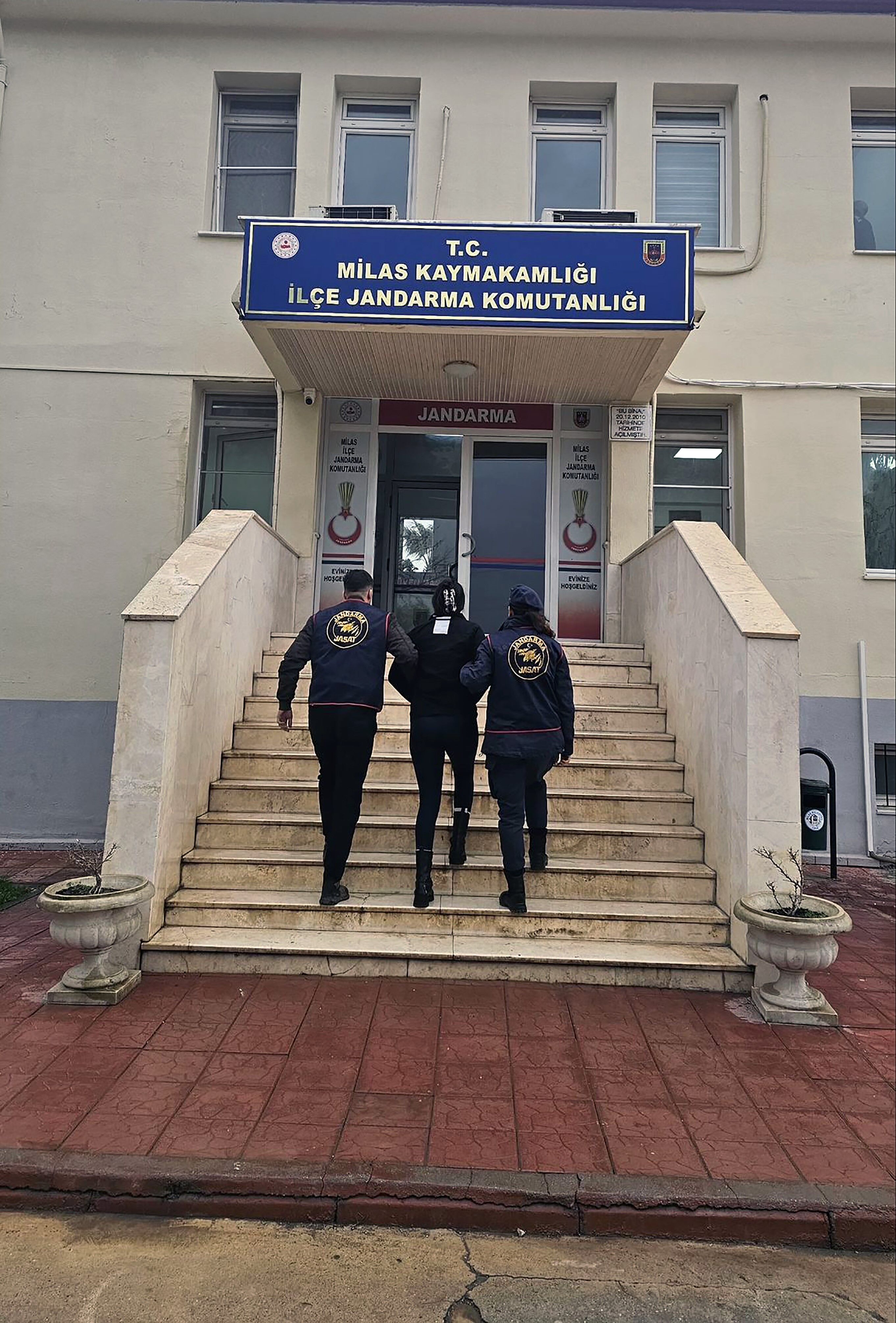 Çeşitli Suçlardan Aranan 38 Şahıs Tutuklandı (3)