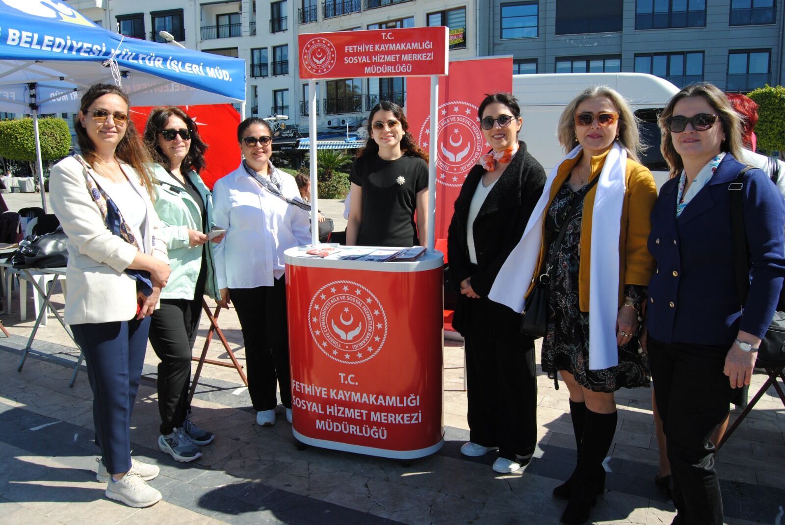 Dünya Kadinlar Günü'nde Farkindalik Yarattilar (6)