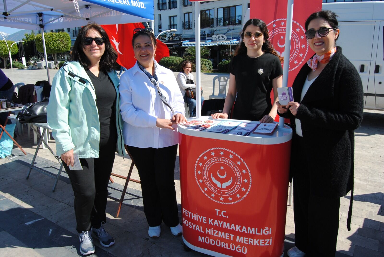 Dünya Kadinlar Günü'nde Farkindalik Yarattilar (7)