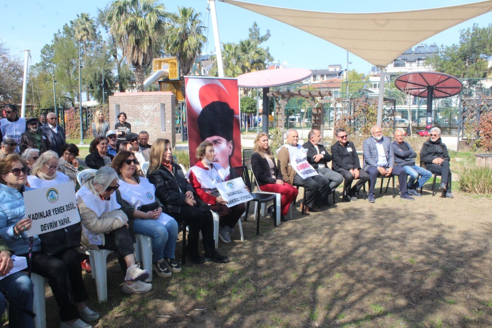 ‘’Emeklinin Hakkını Enflasyona Ezdirmeyeceğiz’’ (1)