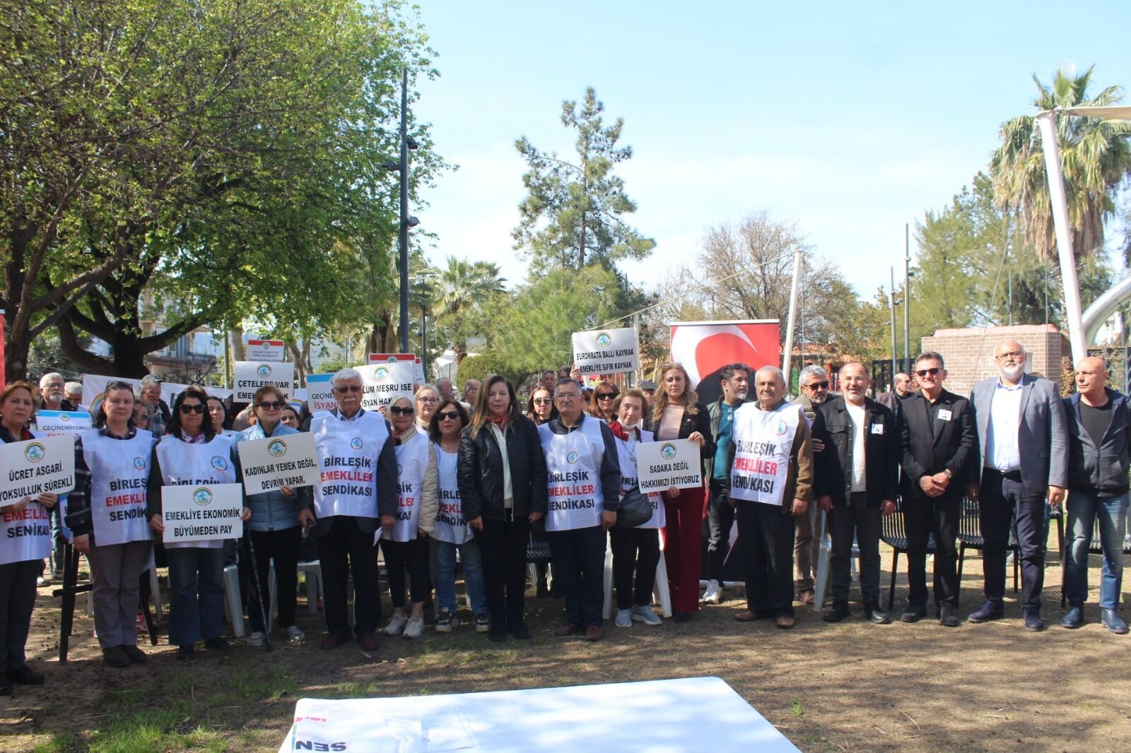 ‘’Emeklinin Hakkını Enflasyona Ezdirmeyeceğiz’’ (2)