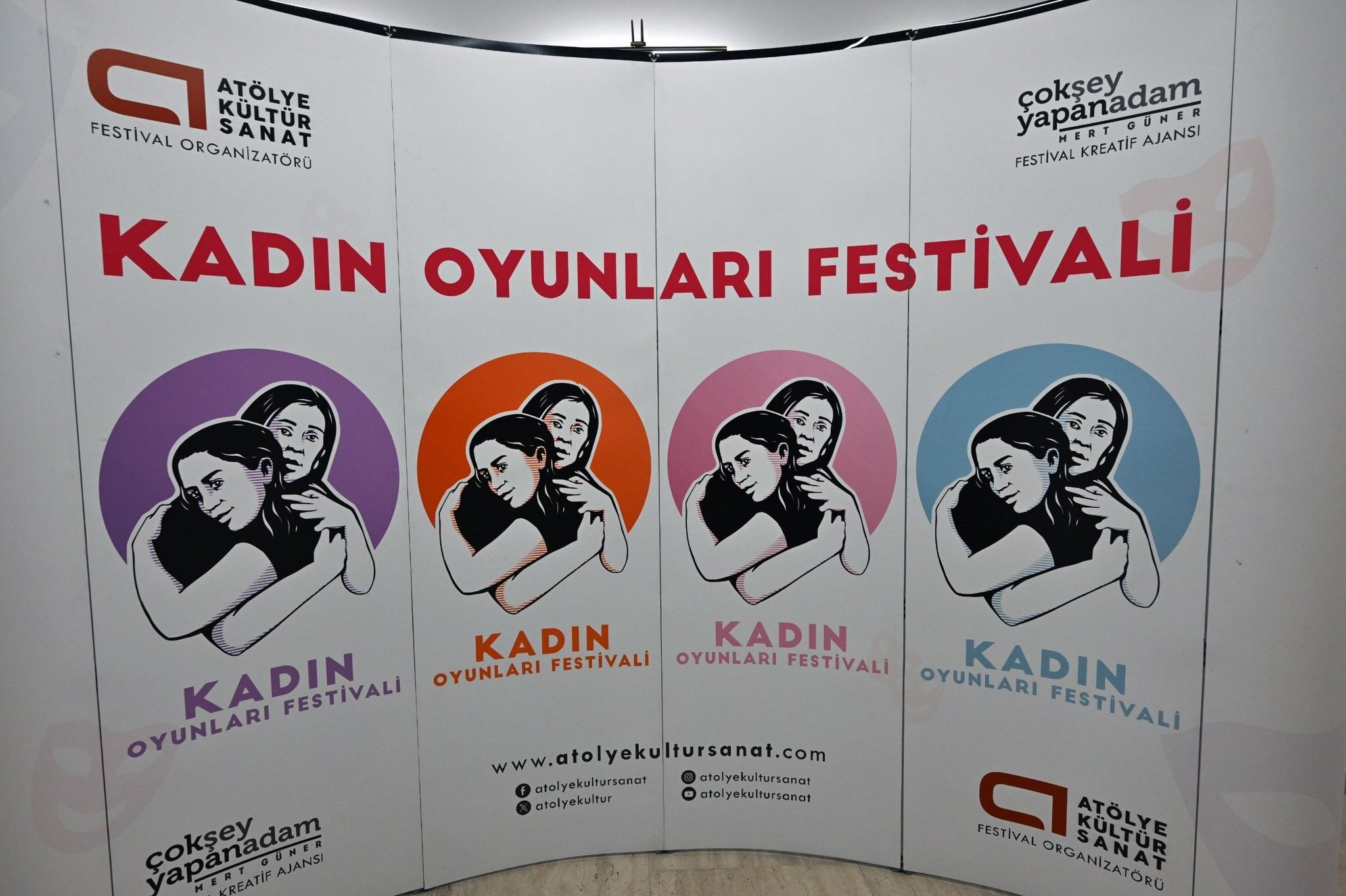 Fethi̇ye’de Kadin Oyunlari Festi̇vali̇’nde “Gözbağci” Sahnelendi̇ 2