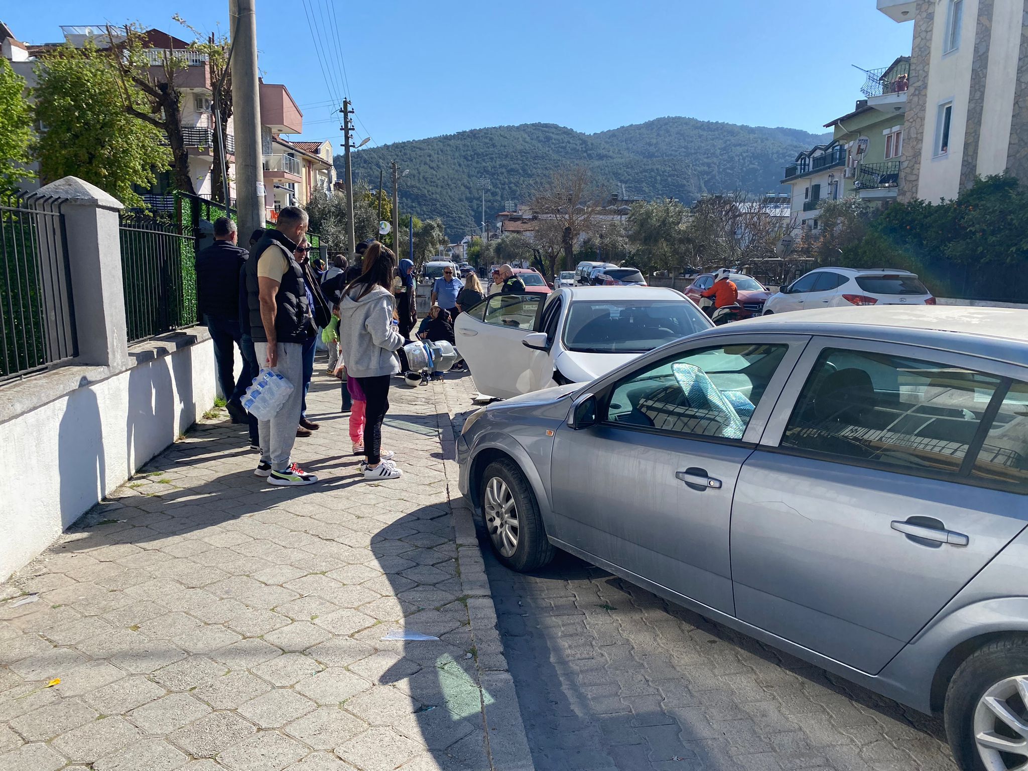 Fethiye’de Trafik Kazasında 1 Kişi Hafif Yaralandı (1)