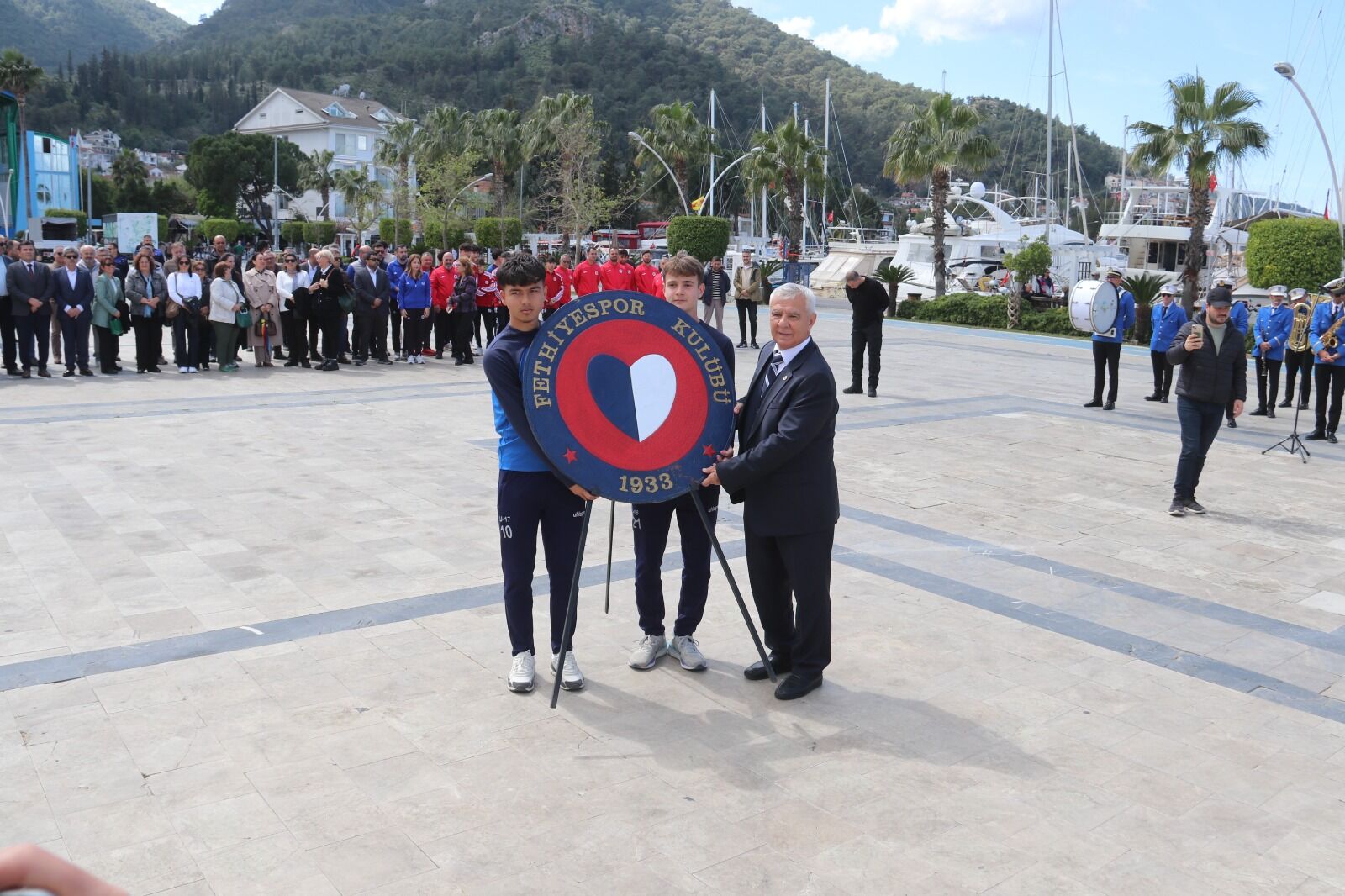 Fethi̇yespor 93. Yaşini Çelenk Töreni̇yle Kutladi (3)