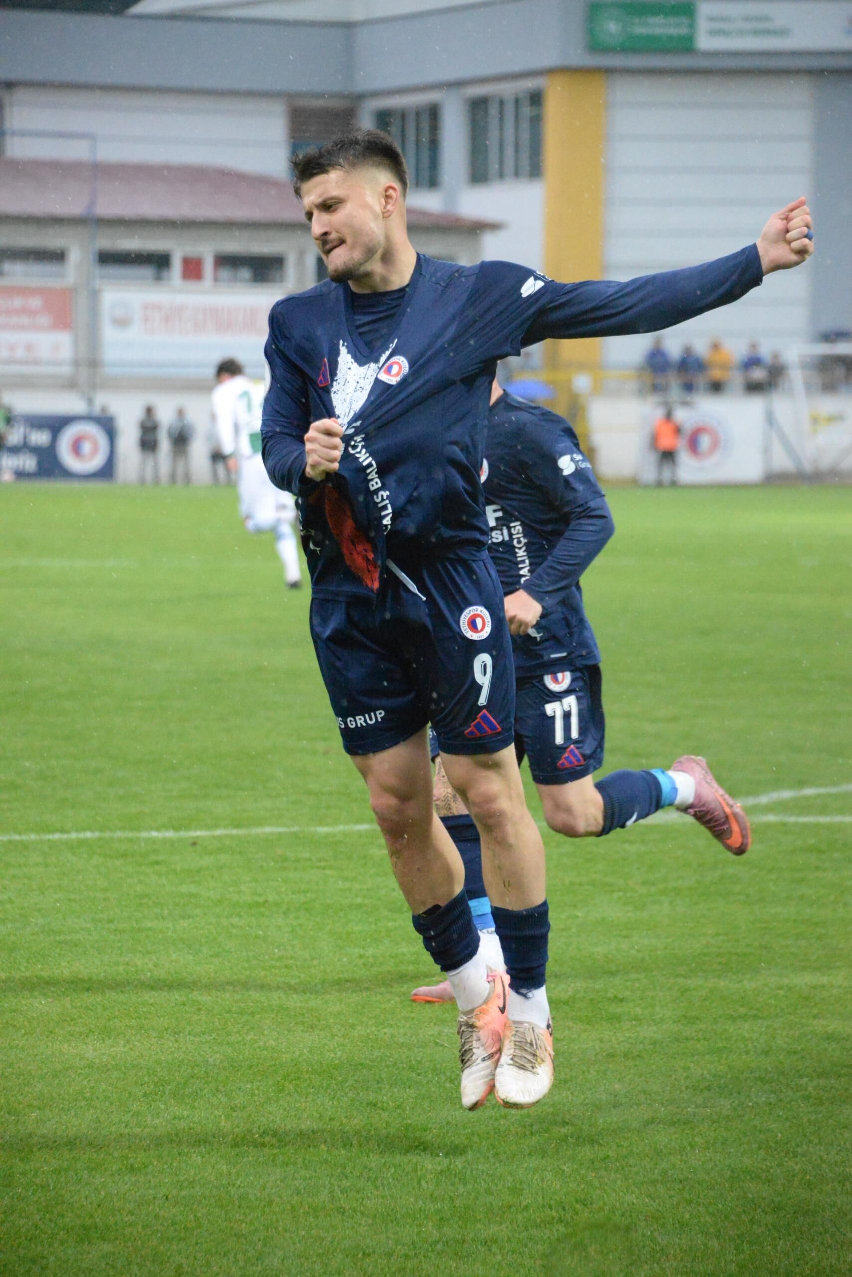 Fethiyespor, Taraftarlarını Mutlu Etti (10)