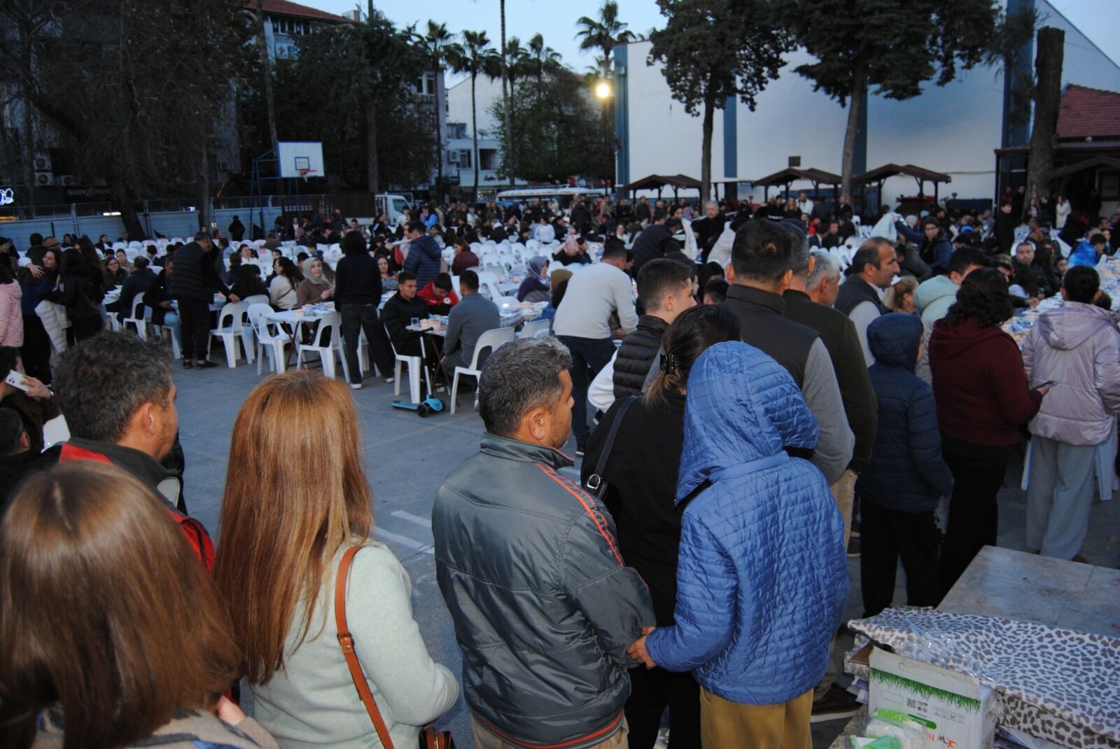 Gazi İlkokulu’nun İftar Yemeği’ne Büyük İlgi (10)