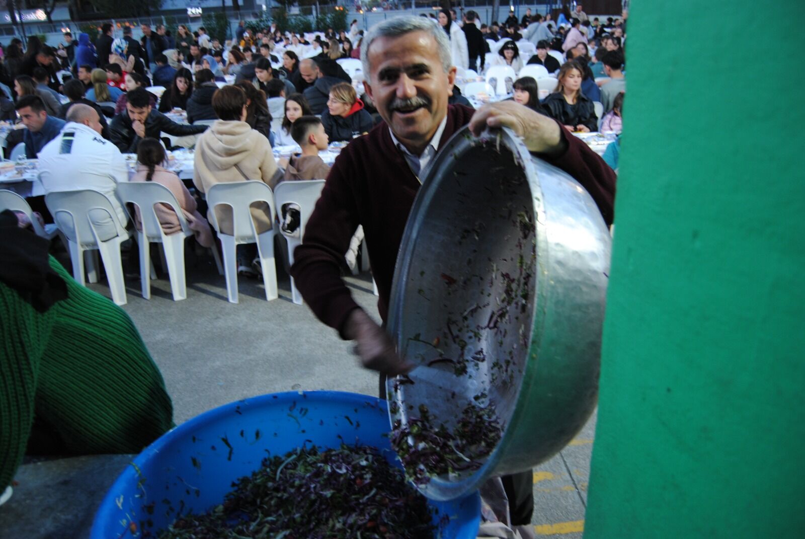 Gazi İlkokulu’nun İftar Yemeği’ne Büyük İlgi (6)