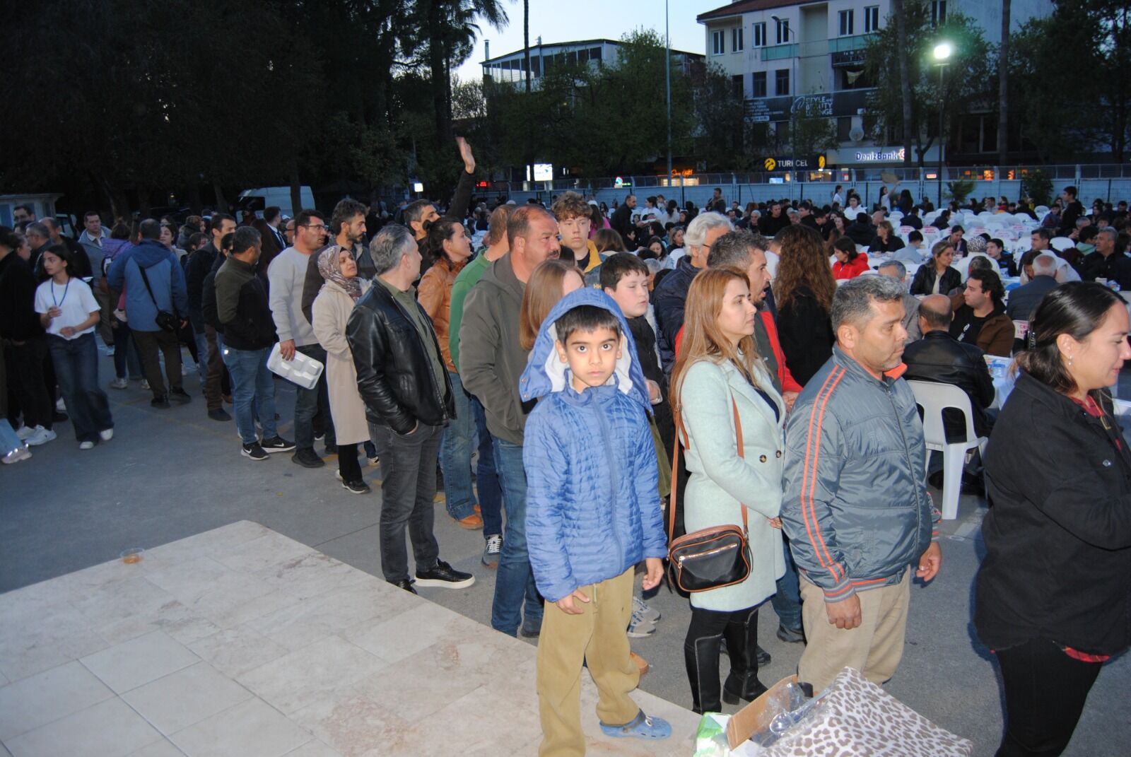 Gazi İlkokulu’nun İftar Yemeği’ne Büyük İlgi (8)