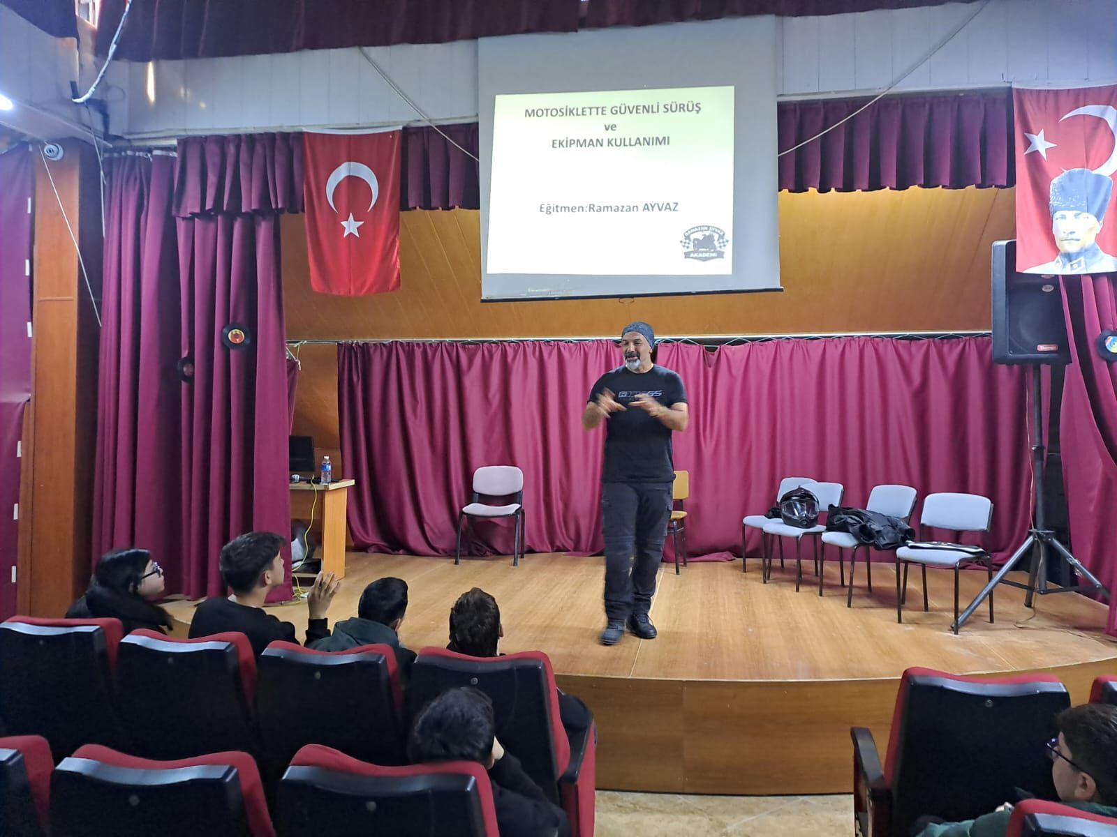 Gençli̇k 360 Eğitim Programı Kapsamında Eğitimler Sürüyor (11)