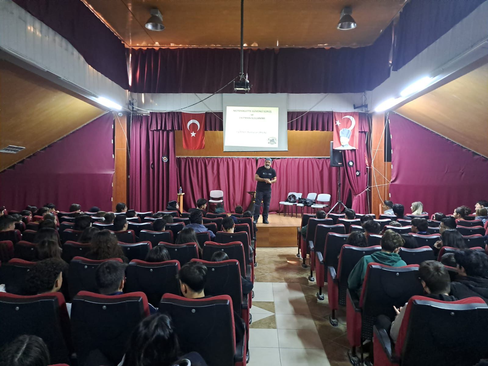 Gençli̇k 360 Eğitim Programı Kapsamında Eğitimler Sürüyor (15)