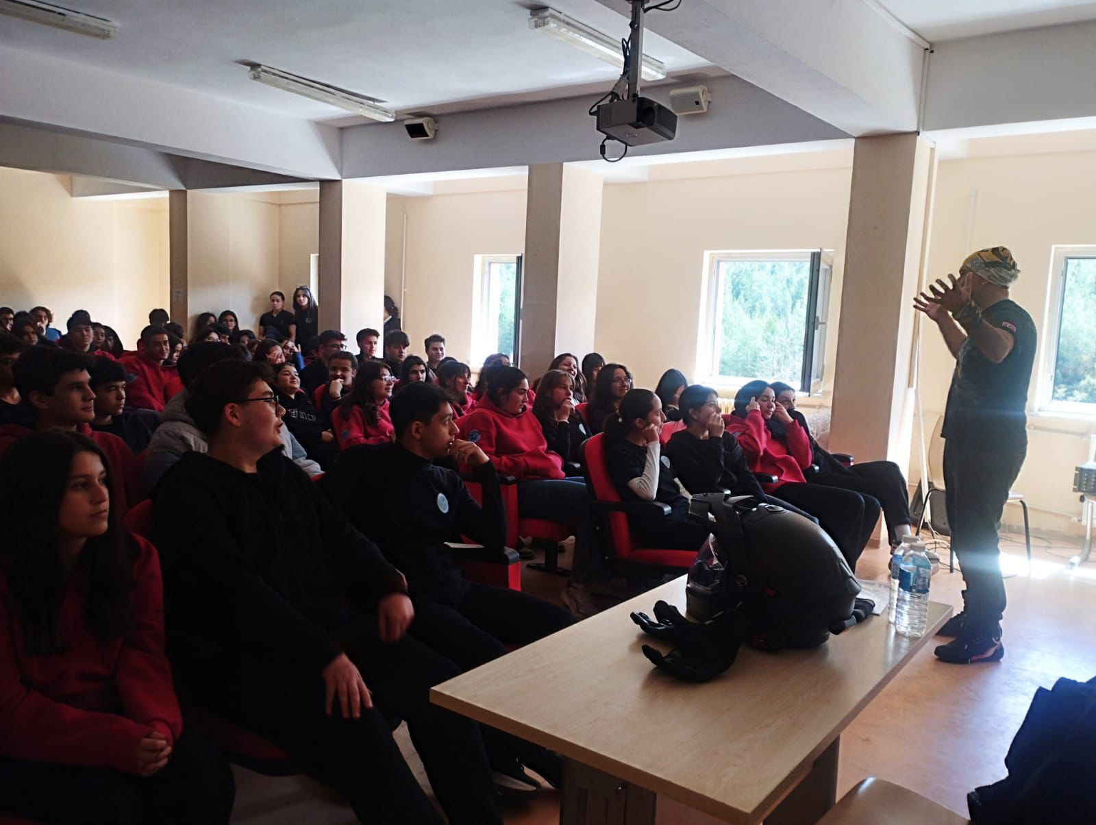 Gençli̇k 360 Eğitim Programı Kapsamında Eğitimler Sürüyor (20)