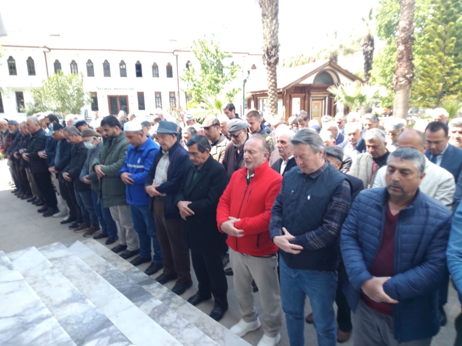 Gürsoy Ai̇lesi̇ni̇n Aci Günü (5)