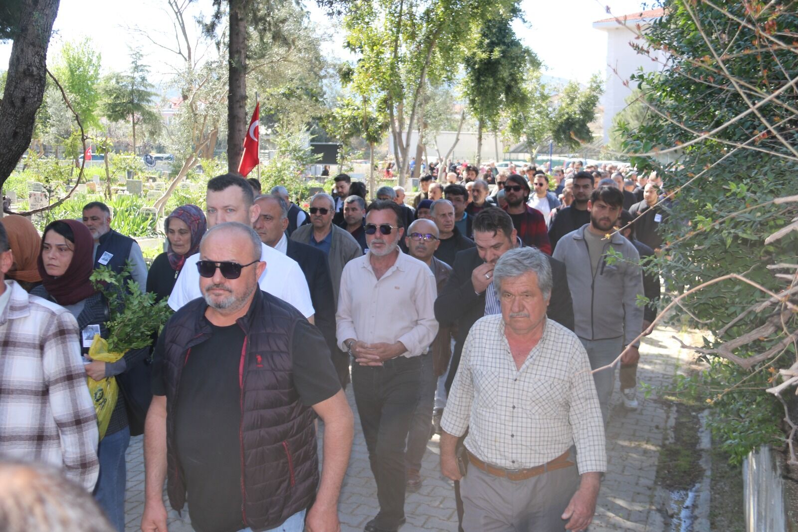 Kadınlar Günü’nde Katledilen Sermin Tombak Fethiye’de Toprağa Verildi (8)