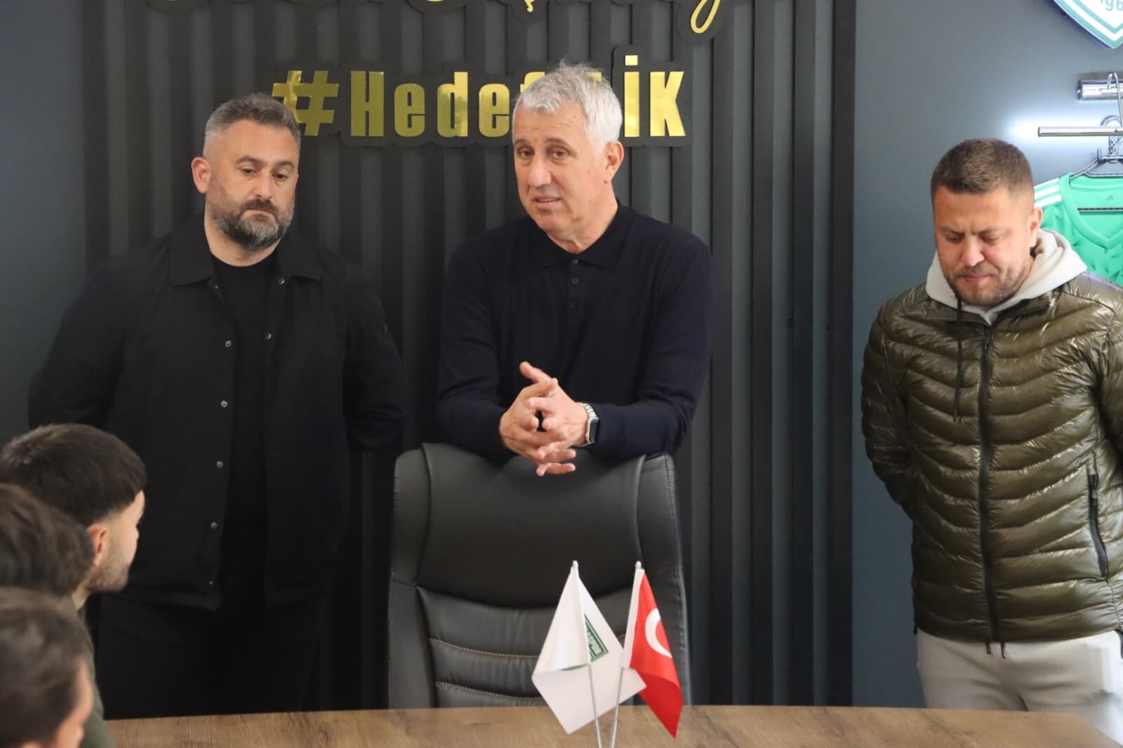 Şampiyon Hocadan Duygusal Veda (1)