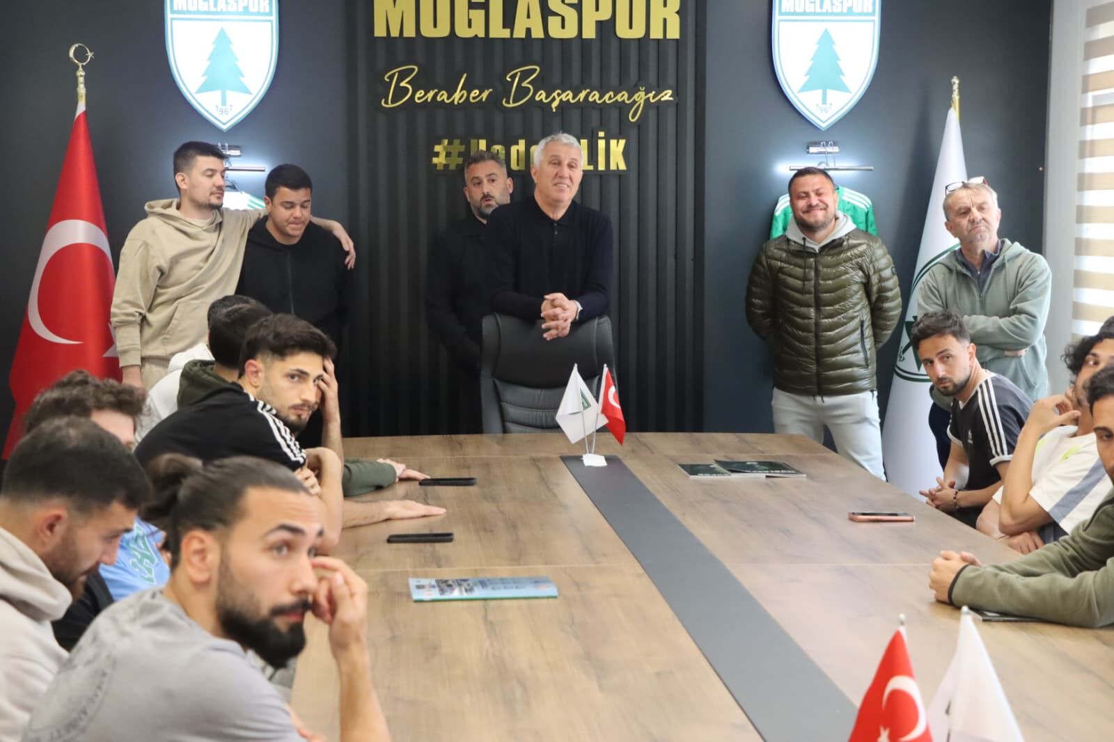 Şampiyon Hocadan Duygusal Veda (7)