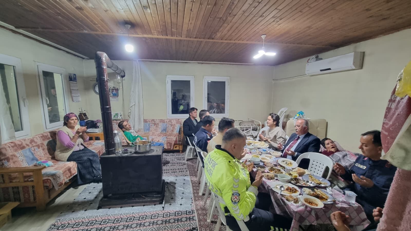 Seydi̇kemer’de Engelli̇ Kardeşleri̇n Hayali̇ Gerçek Oldu (9)