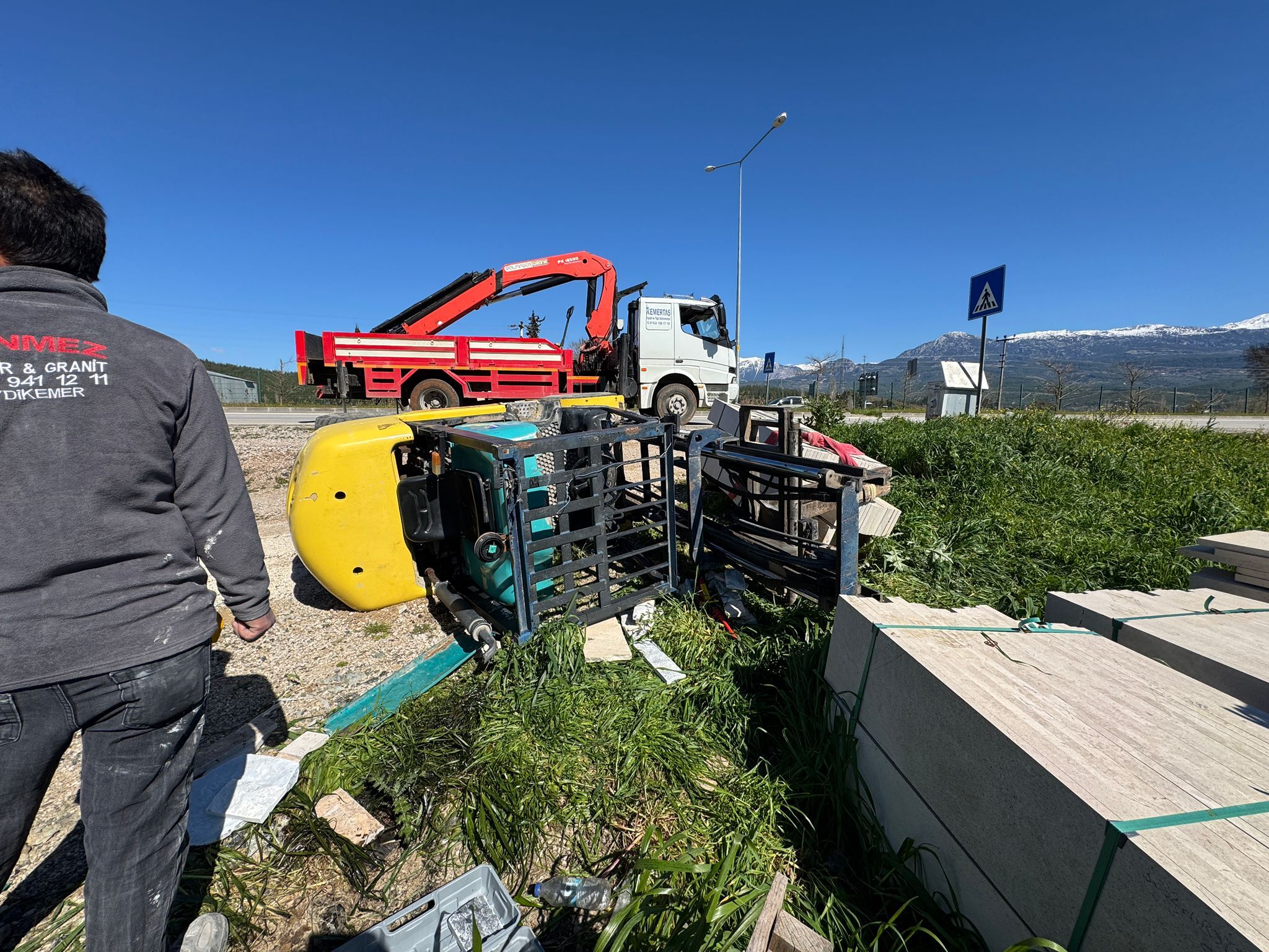 Seydikemer'de Forklift Kazası Ağır Yaralanan Coşkun Seçim Hayatını Kaybetti (10)