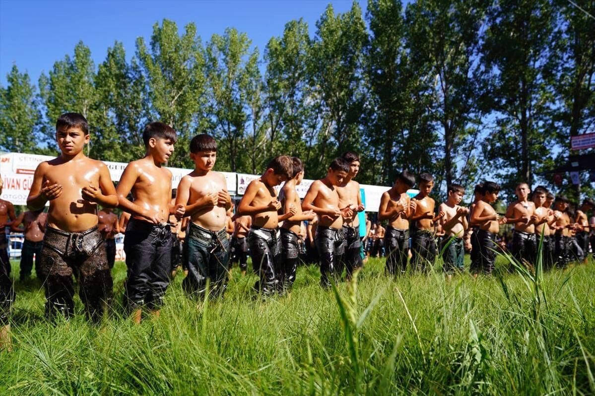 Seydi̇kemer’de Yağli Güreş Heyecani 16 Ağustos’ta (1)