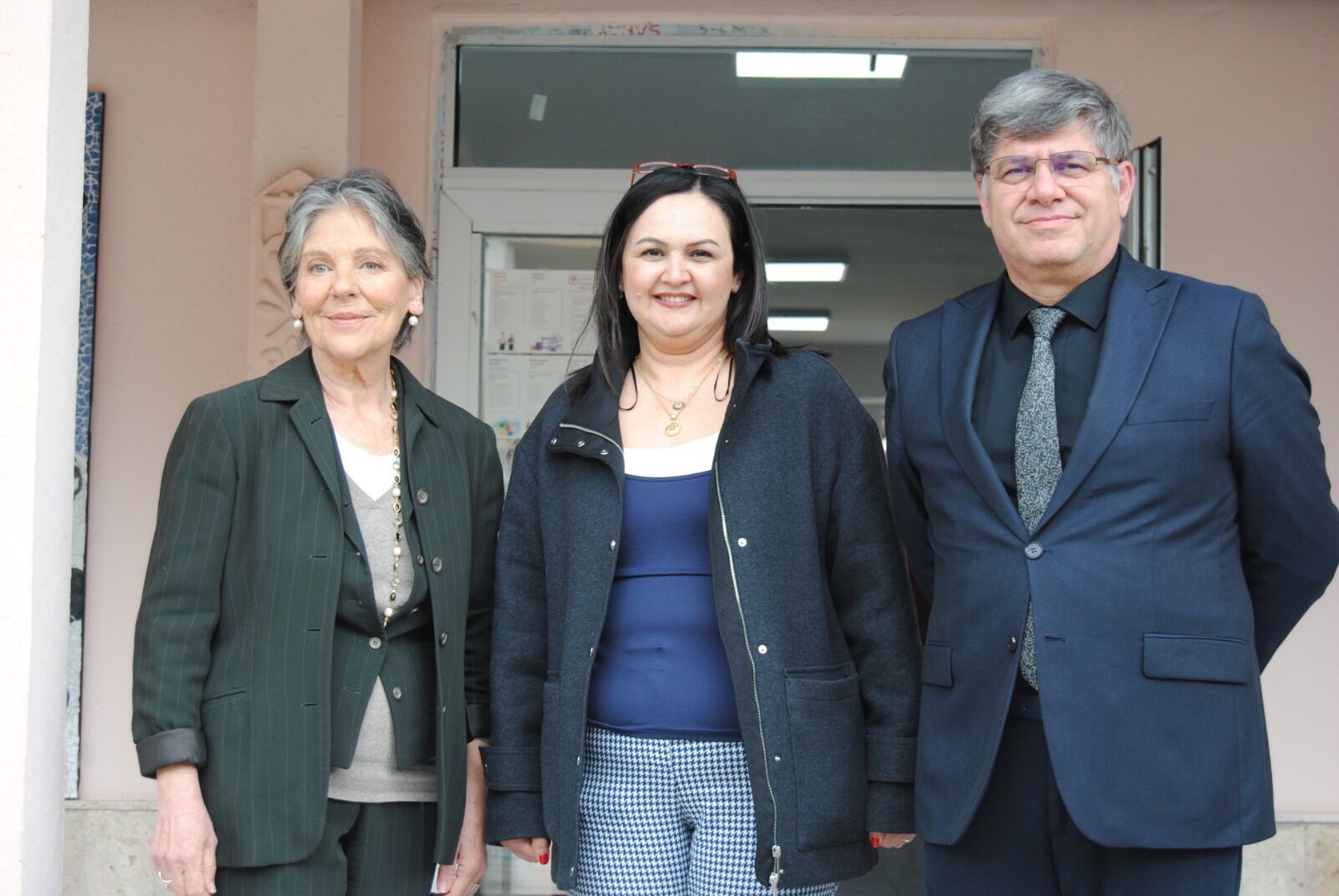 Sibel Savacı, Görgü Ve Nezaket Kurallarını Anlattı (1)