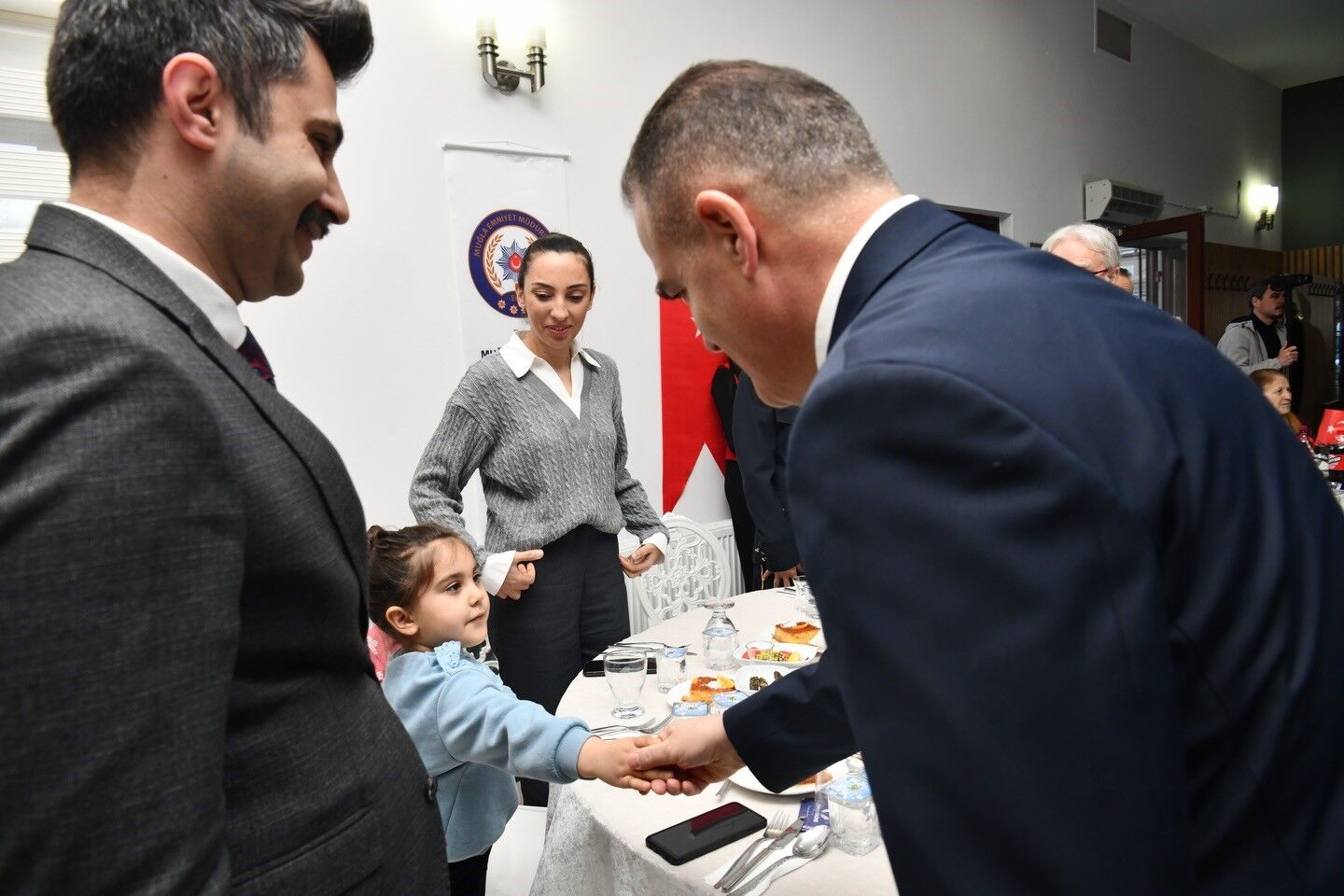 Vali Akbıyık, Şehit Aileleri, Gaziler İle İftar Sofrasında Buluştu (1)