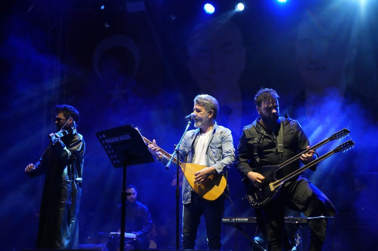 (Ali Kınık) Mhp’den Seydikemer’de Müzik Şöleni (5)