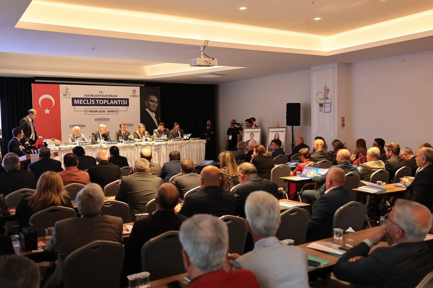 Alim Karaca, Ege Belediyeler Birliği Toplantısına Katıldı (2)