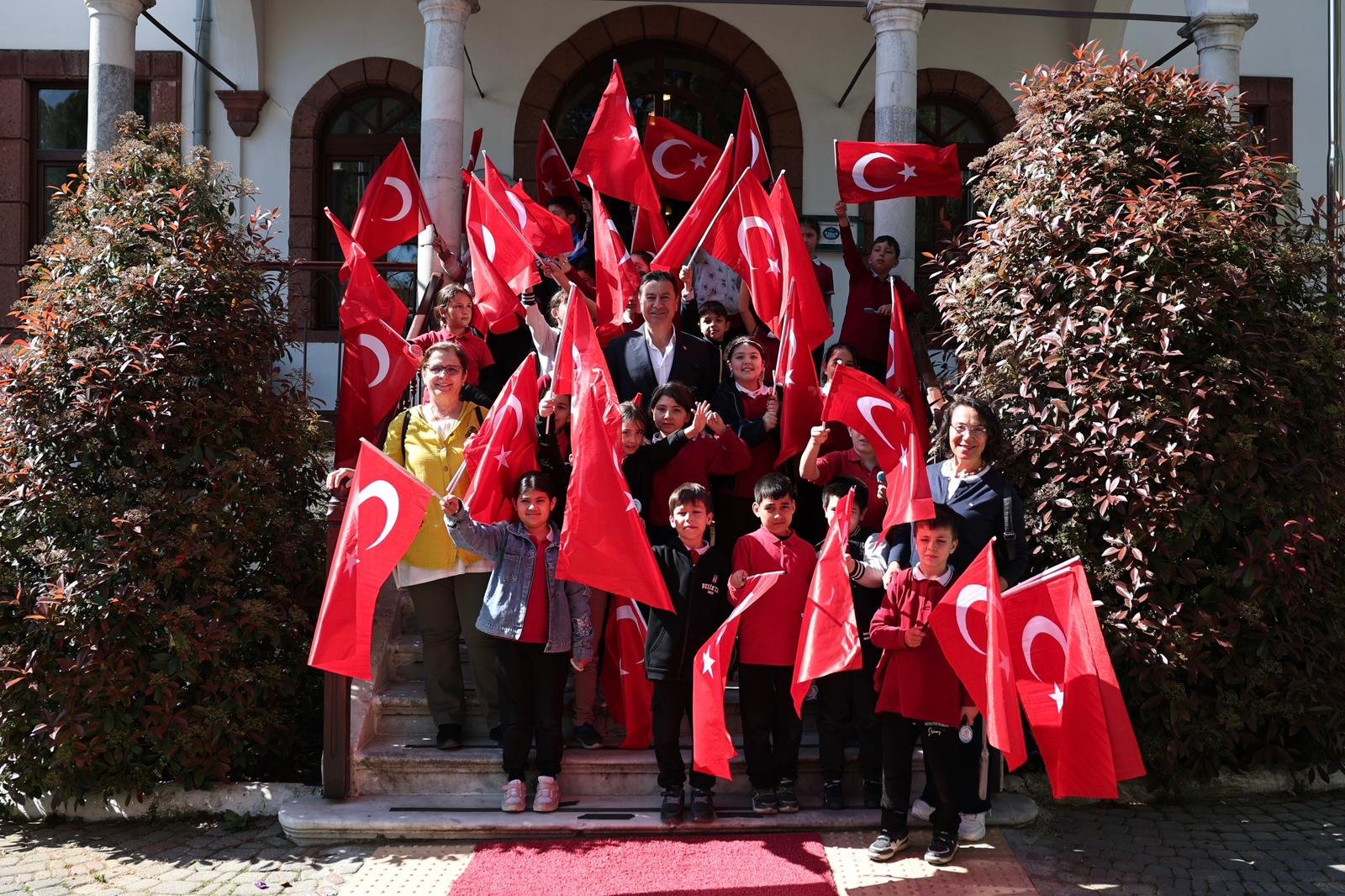 Başkan Aras’tan 23 Nisan Mesajı (2)