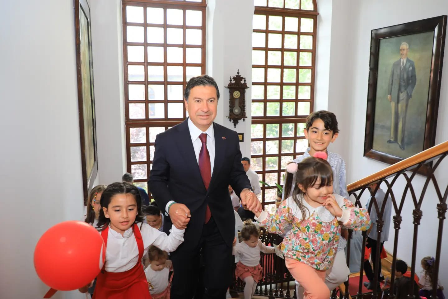 Başkan Aras’tan 23 Nisan Mesajı (4)