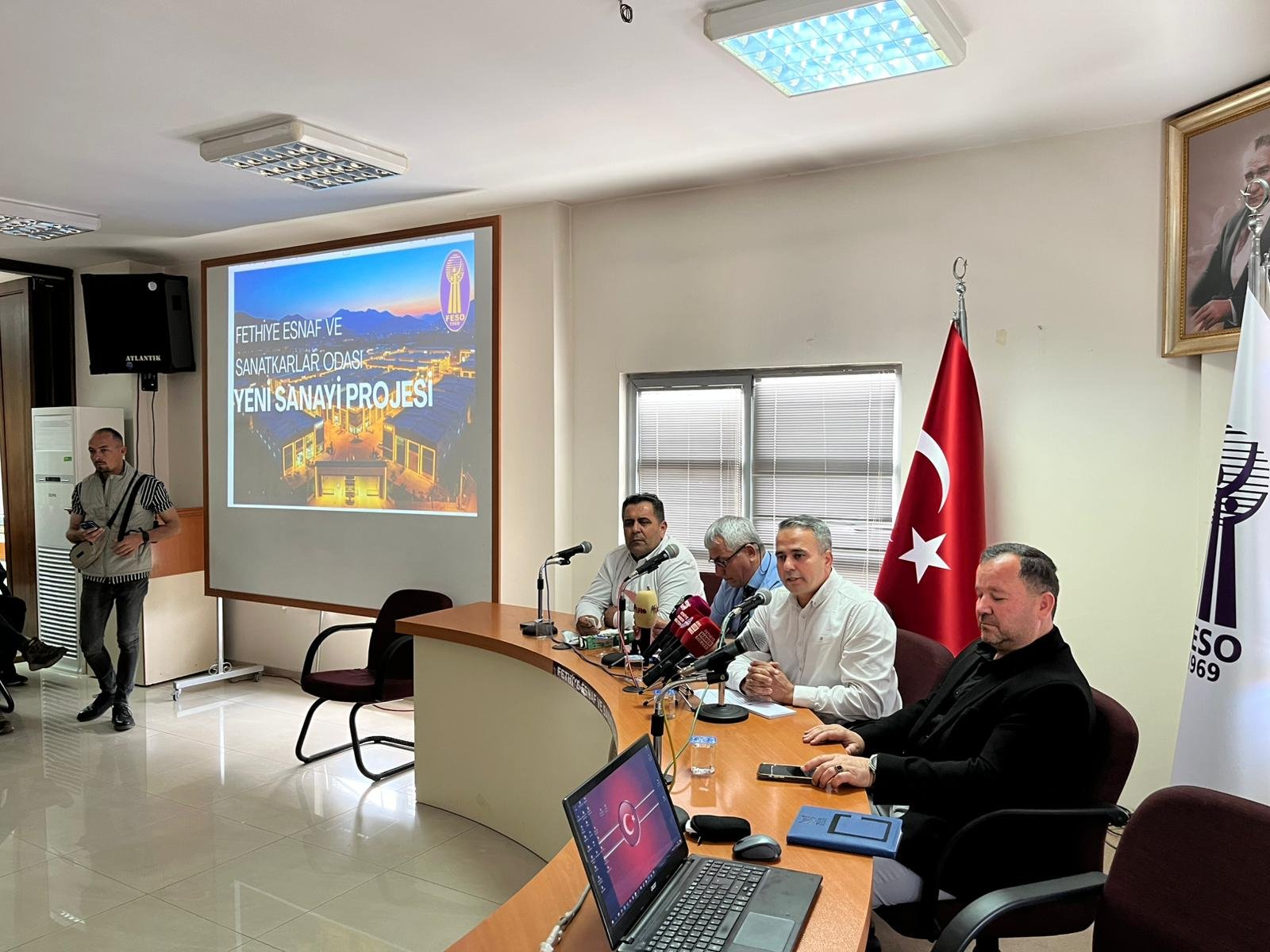 Başkan Demirtaş, “Oto Tamir, Oto Servis Ve Oto Bakım Esnafı’’ İle Bir Araya Geldi (10)