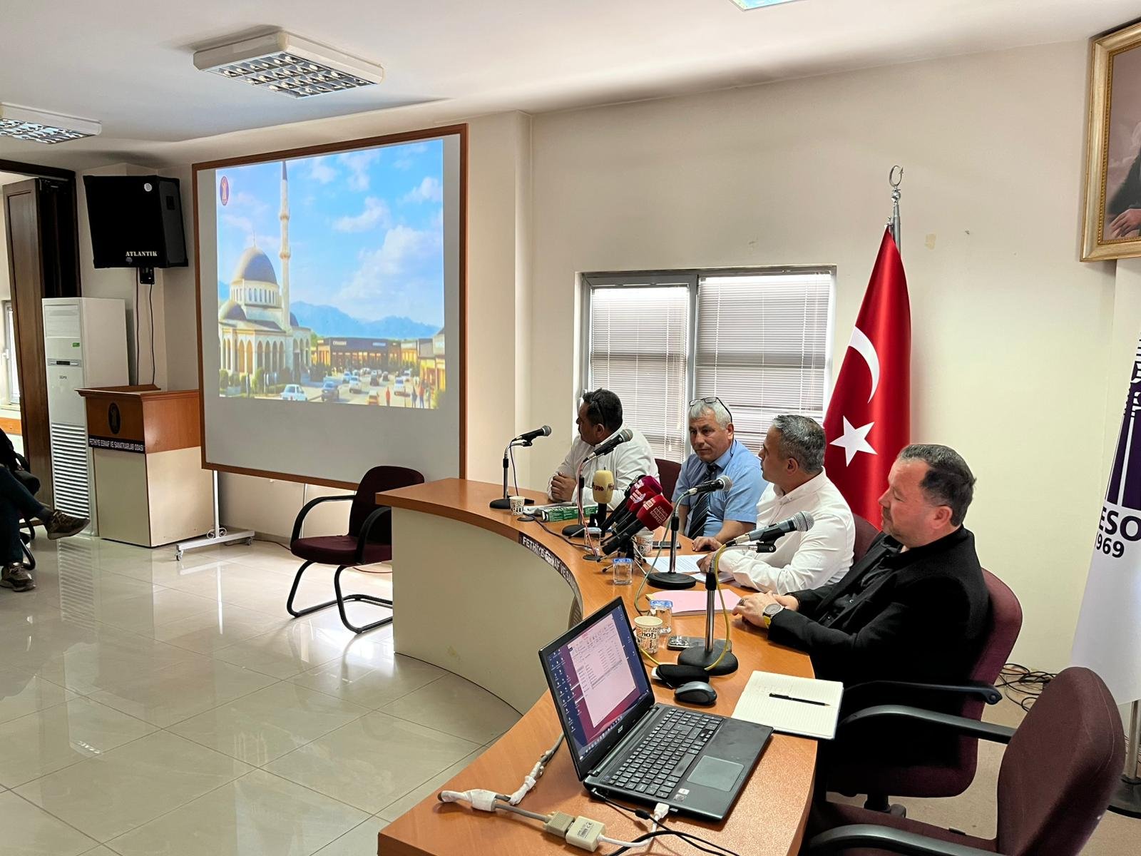 Başkan Demirtaş, “Oto Tamir, Oto Servis Ve Oto Bakım Esnafı’’ İle Bir Araya Geldi (4)