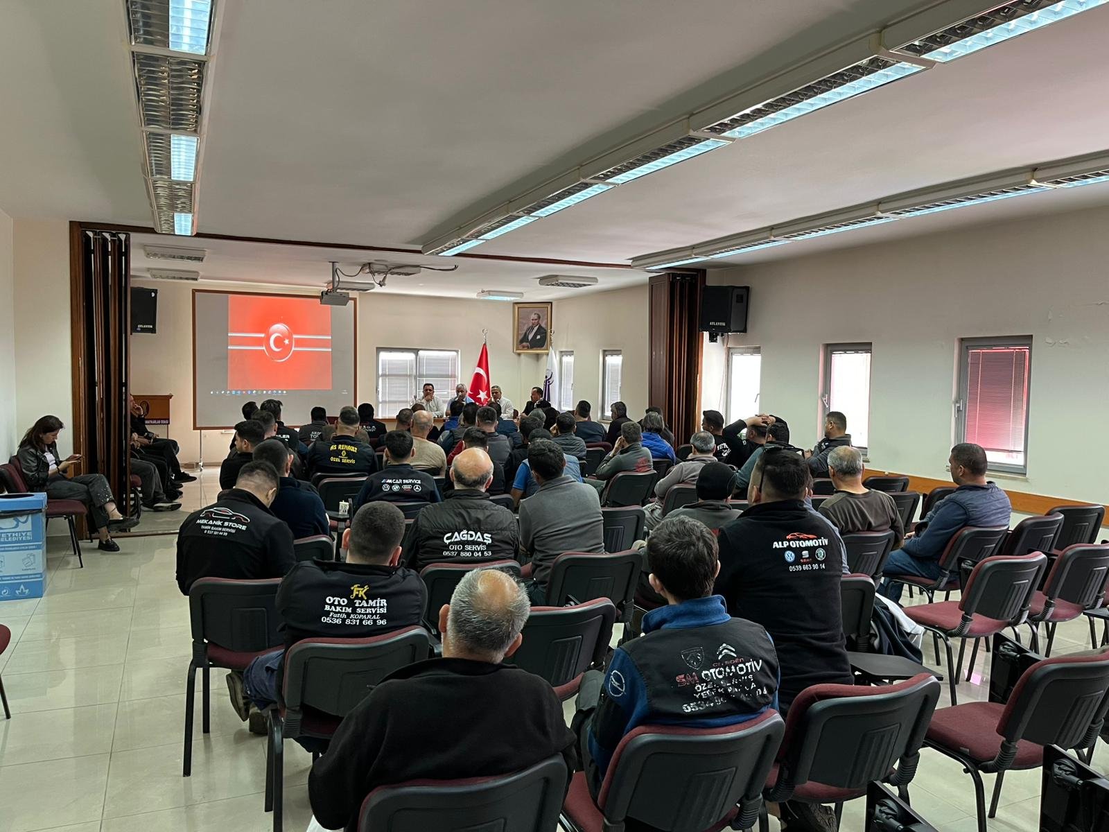 Başkan Demirtaş, “Oto Tamir, Oto Servis Ve Oto Bakım Esnafı’’ İle Bir Araya Geldi (8)