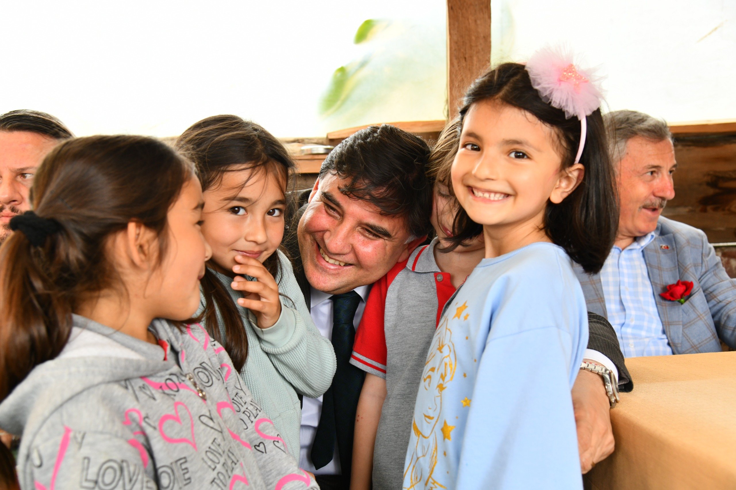 Başkan Karaca’dan 23 Ni̇san Mesaji (3)