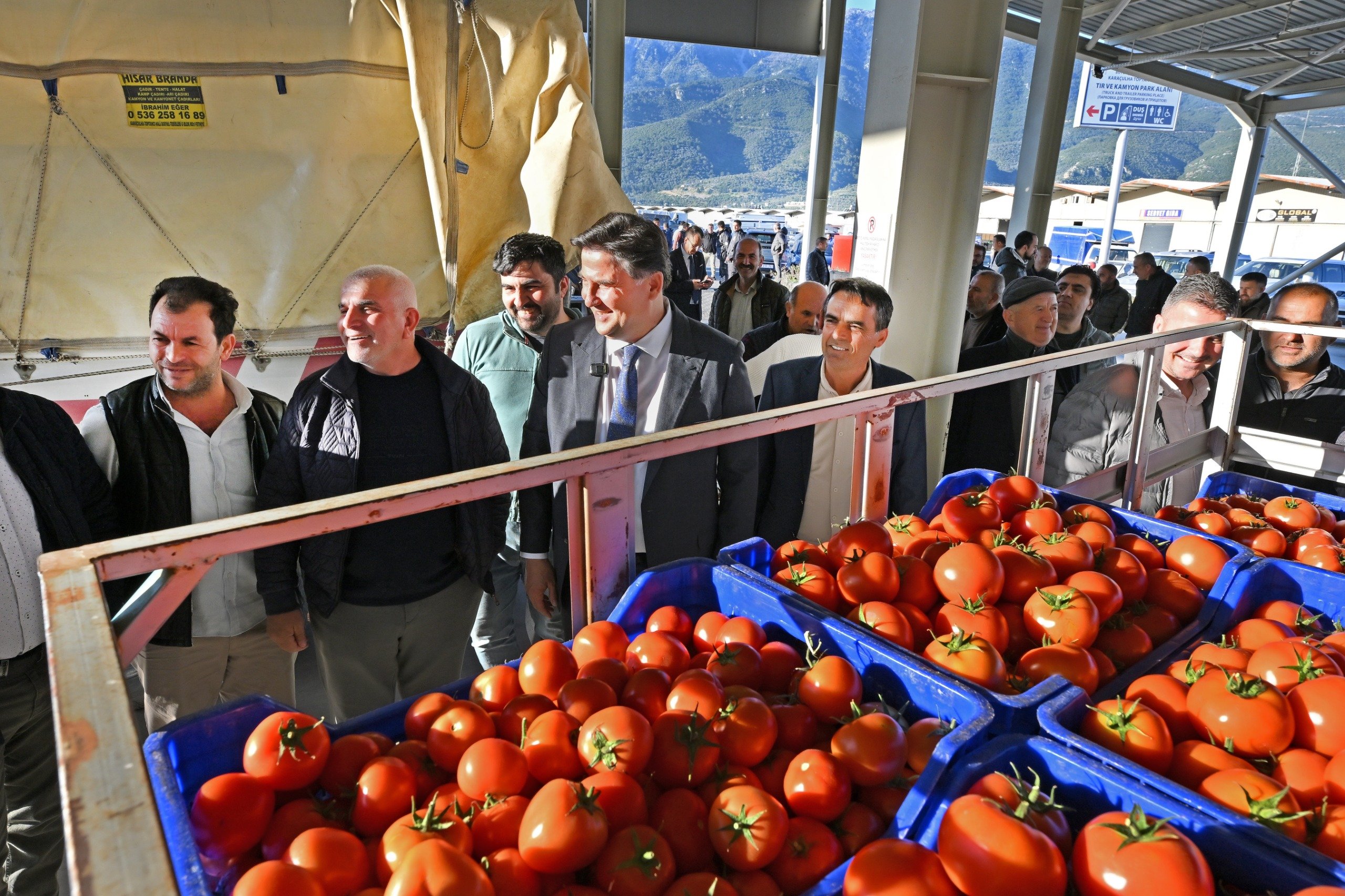 Başkan Karaca’dan Üreticilere Sabah Sürprizi (7)