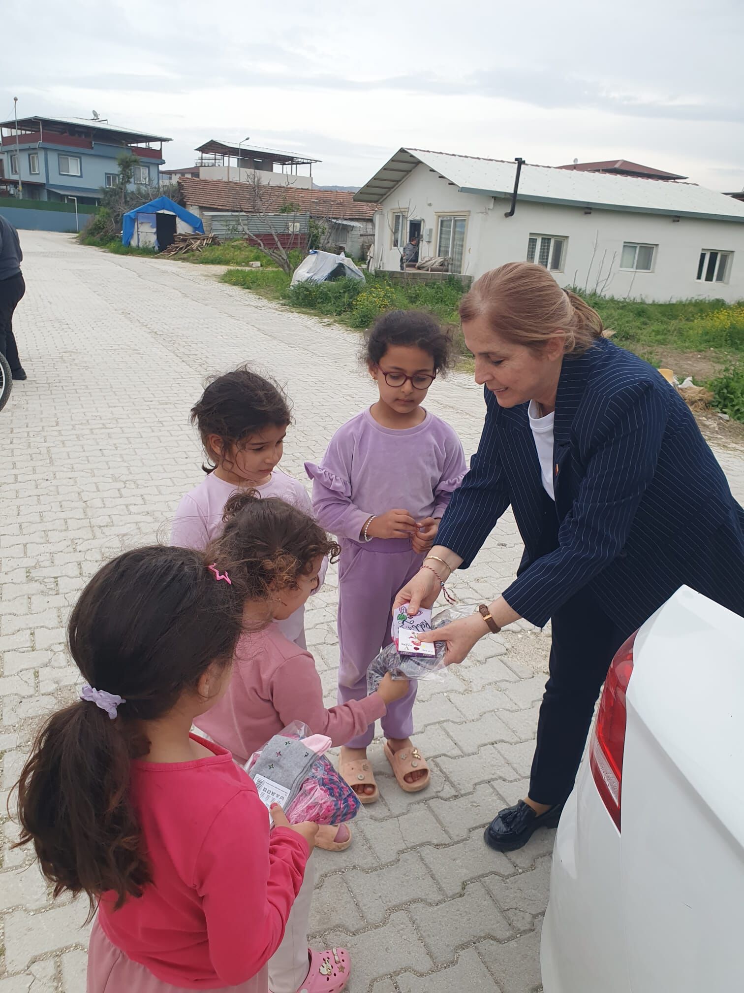 Chp Fethi̇ye Kadin Kollari’ndan Deprem Bölgesi̇ndeki̇ Çocuklara Destek (10)