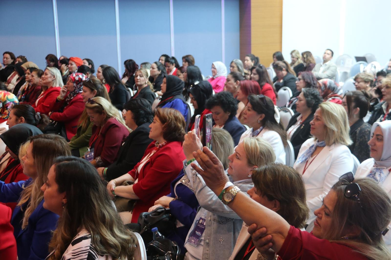 Ege Bölgesi Kadın Muhtarlar Çalıştayı Fethiye’de Gerçekleştirildi (12)