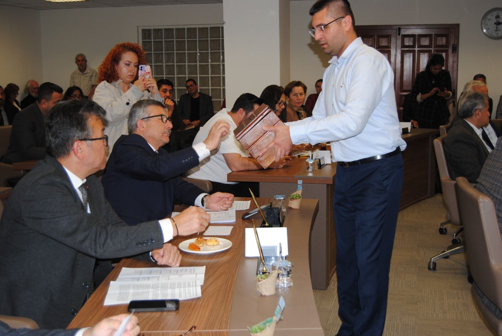 Fethiye Belediye Meclisinde Yeni Görevlendirmeler Seçimle Yapıldı (1)