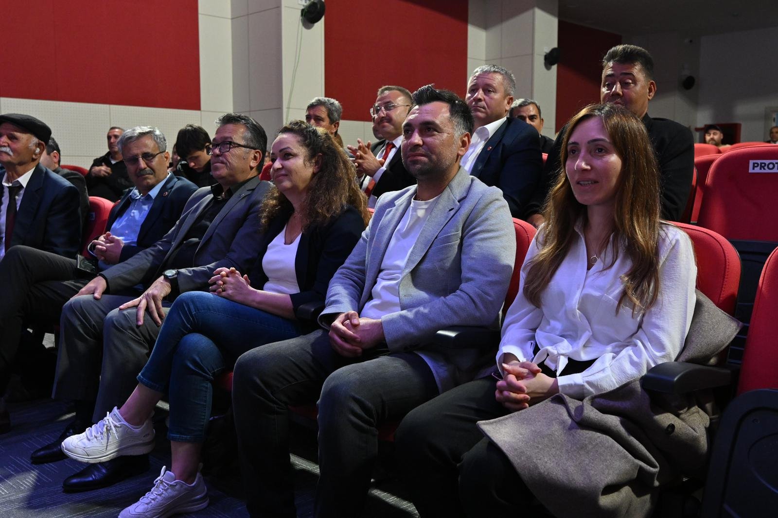 Fethiye Tek Yürek Oldu Yusuf Eymen İçin 25 Milyon Tl Toplandı (15)