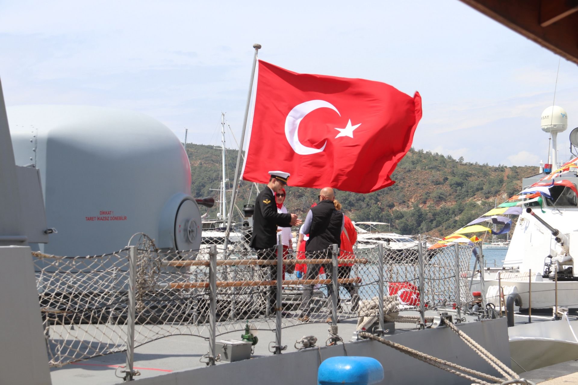 Fethiye’de Askeri Gemiler Ziyarete Açıldı (3)