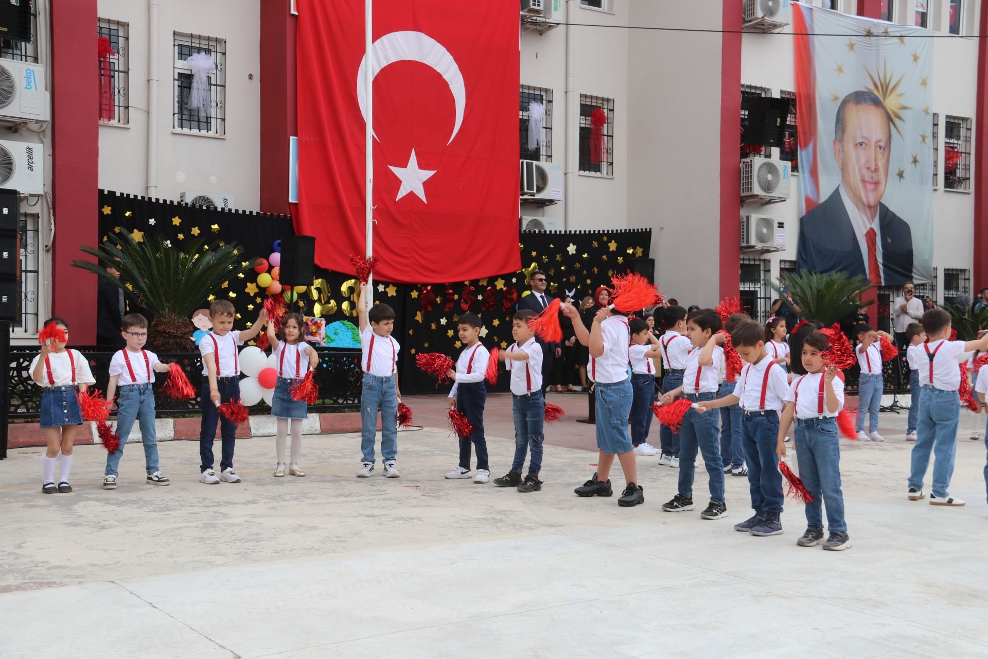 Fethiye’de Atatürk İlkokulu’nda Anlamlı 23 Nisan Kutlaması (10)