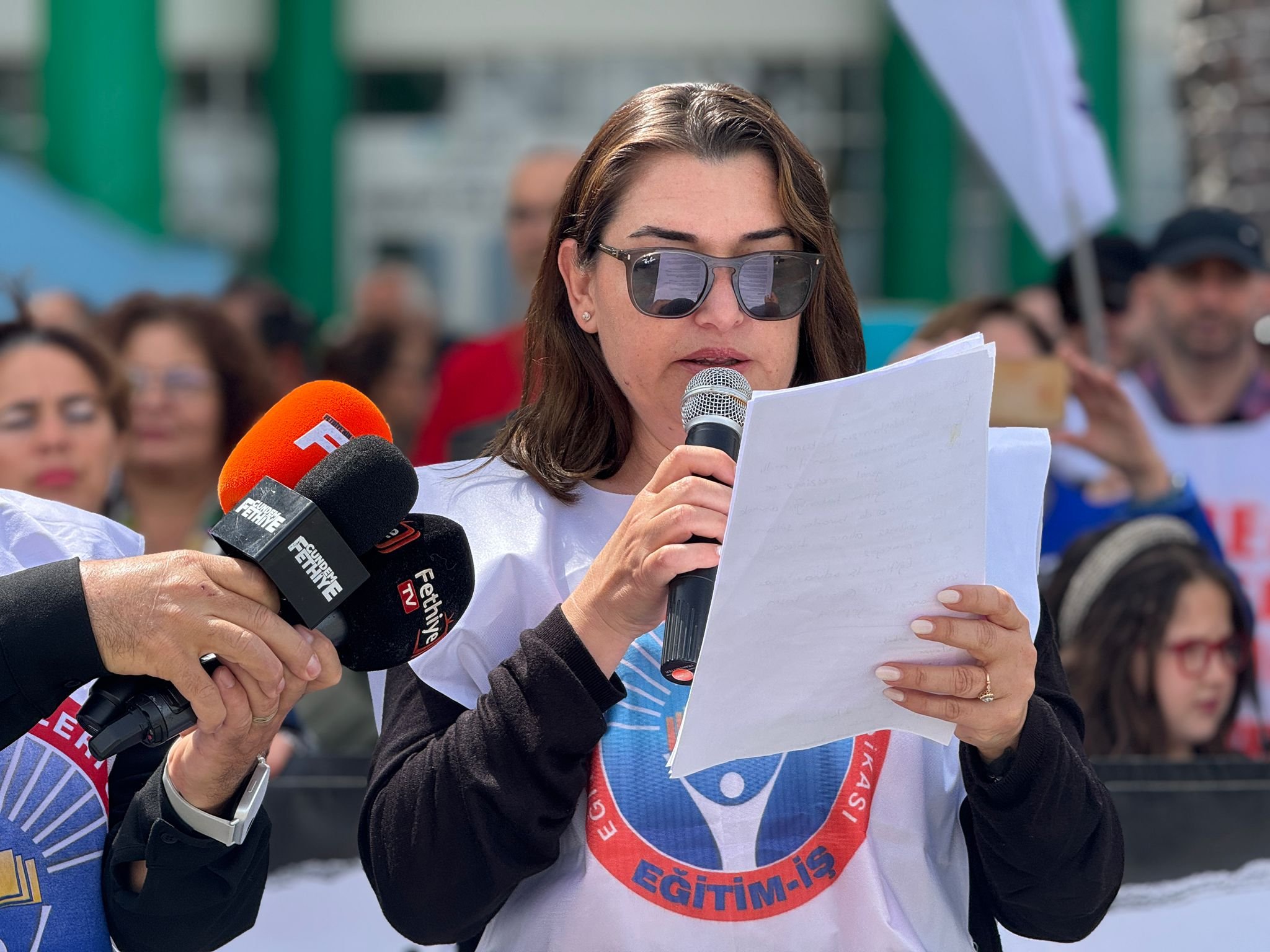 Fethi̇ye'de Eği̇ti̇m Sendi̇kalarindan İş Birakma Eylemi̇ (3)