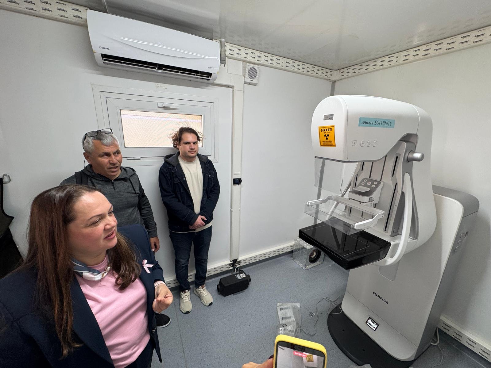 Fethiye’de Mobil Kanser Tarama Aracı Hizmete Başladı (3)