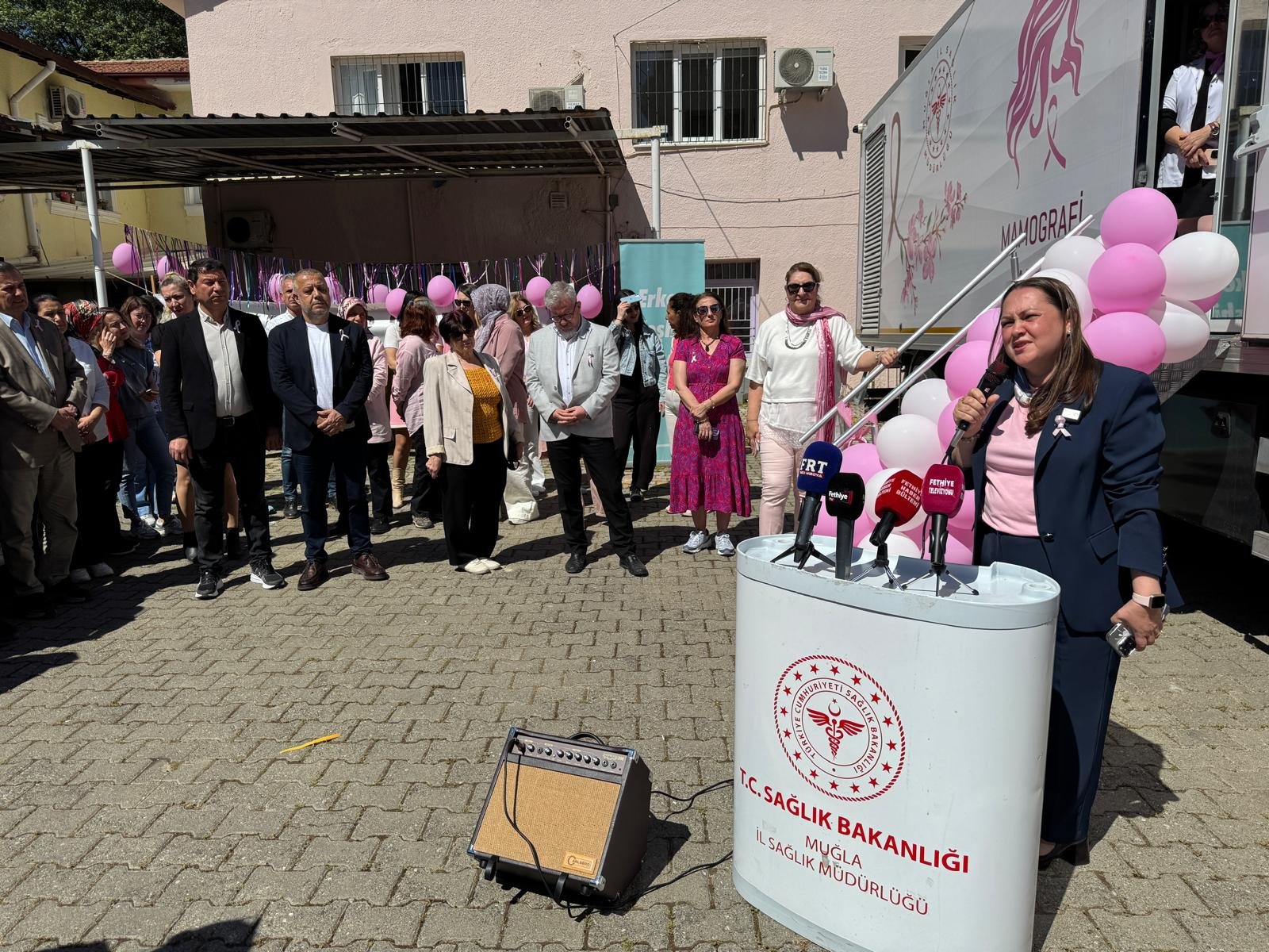 Fethiye’de Mobil Kanser Tarama Aracı Hizmete Başladı (6)