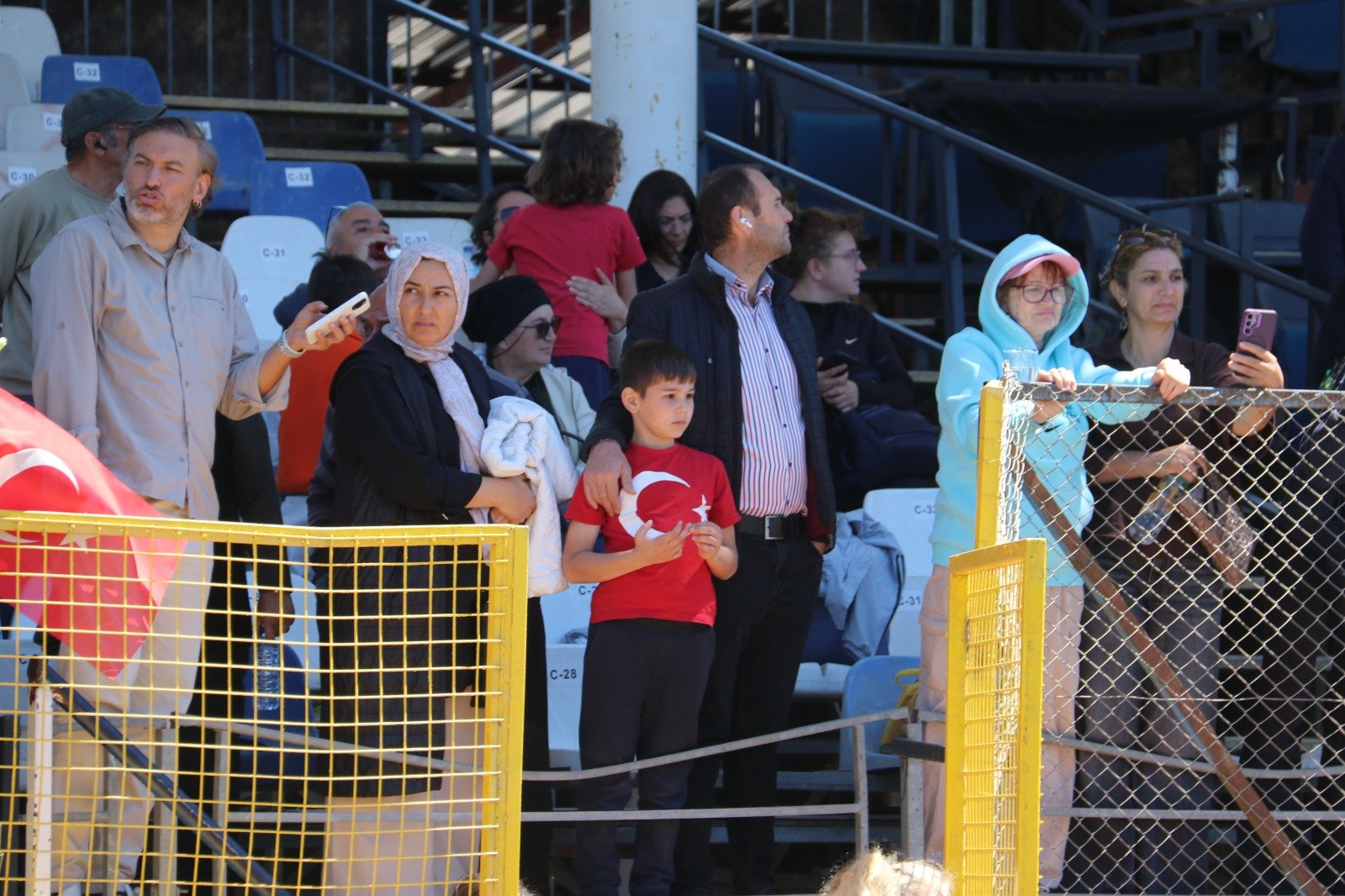 Fethi̇ye’de Öğrenci̇ler “En Hizli” Olmak İçi̇n Koştu (2)