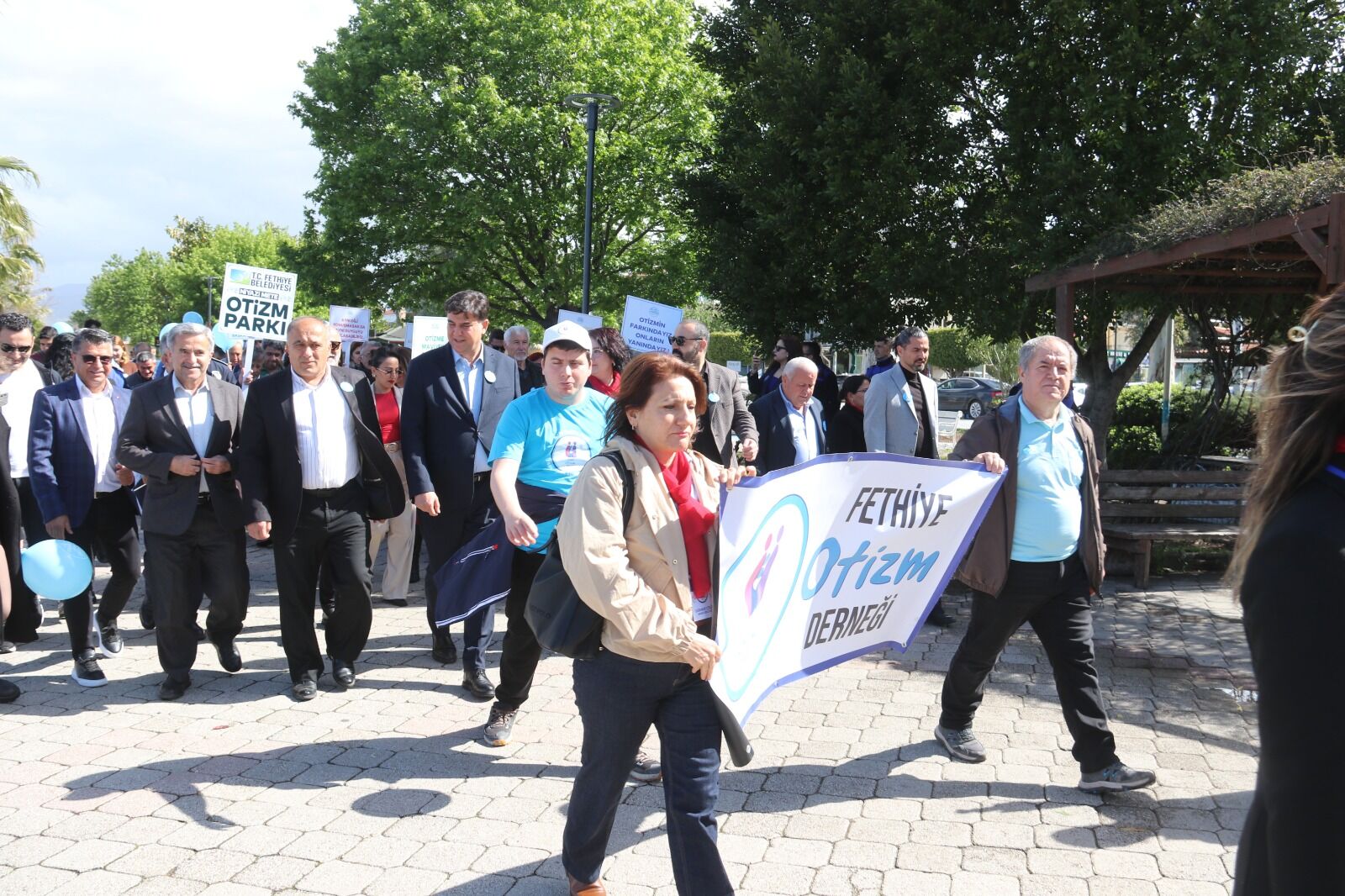 Fethiye’de Otizm Farkındalık Günü Etkinliği Gerçekleştirildi (2)