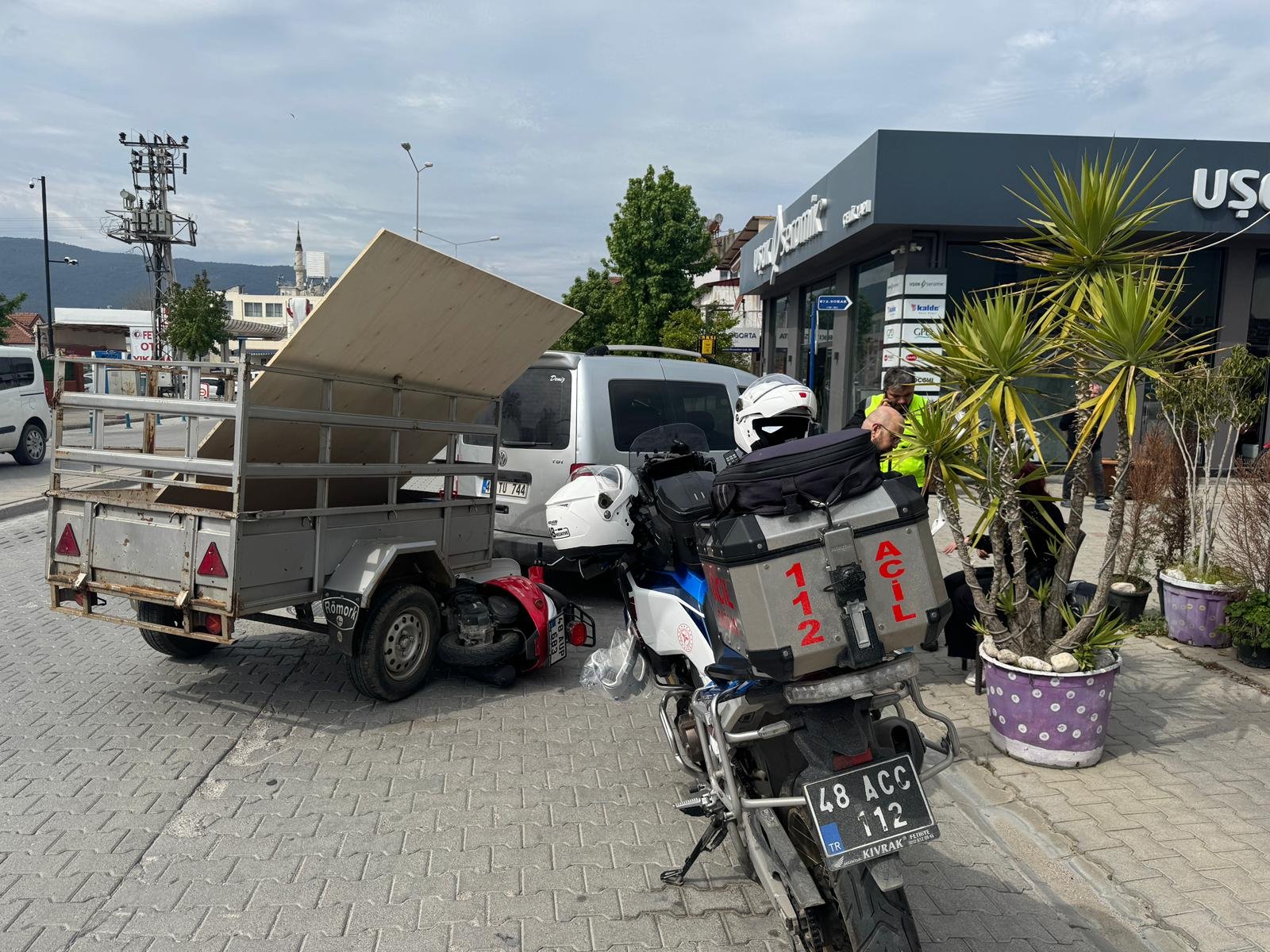 Fethiye’de Trafik Kazası Motosiklet Sürücüsü Yaralandı (5)