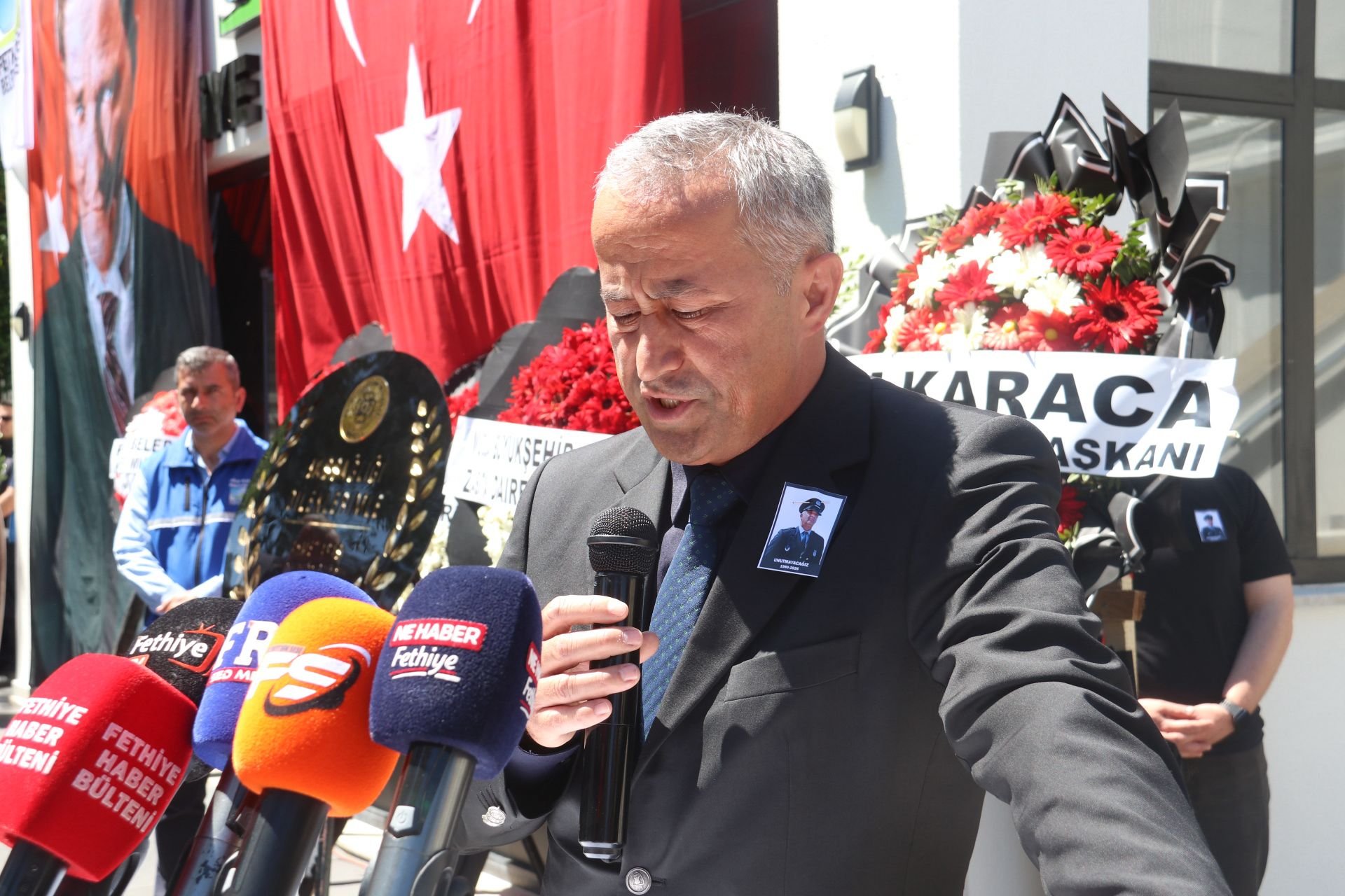 Fethiye’de Zabıta Personeli Kerem Ersoy’a Duygusal Veda (9)
