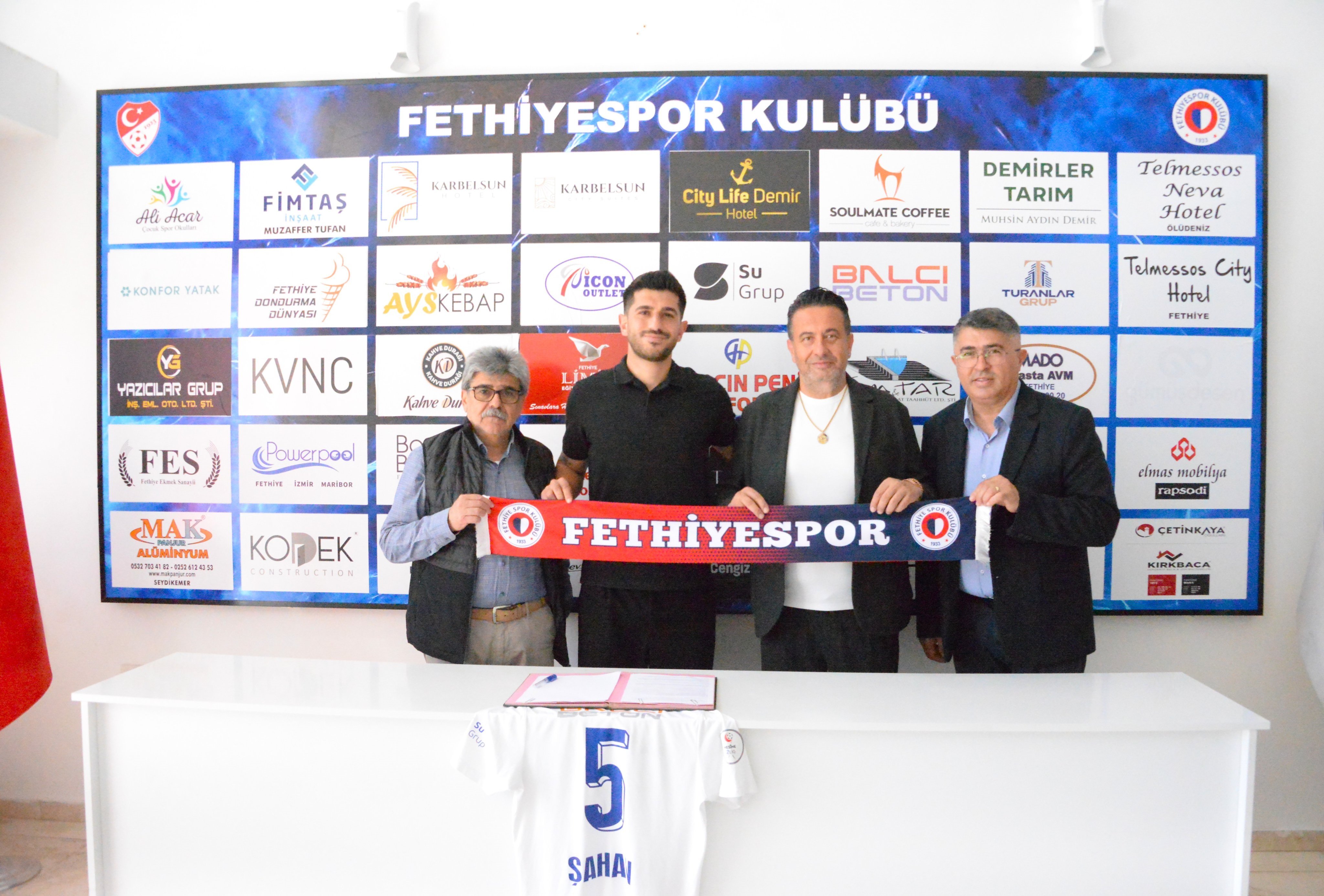 Fethi̇yespor’da Şahan Akyüz’le 2 Yillik Yeni̇ Anlaşma (2)