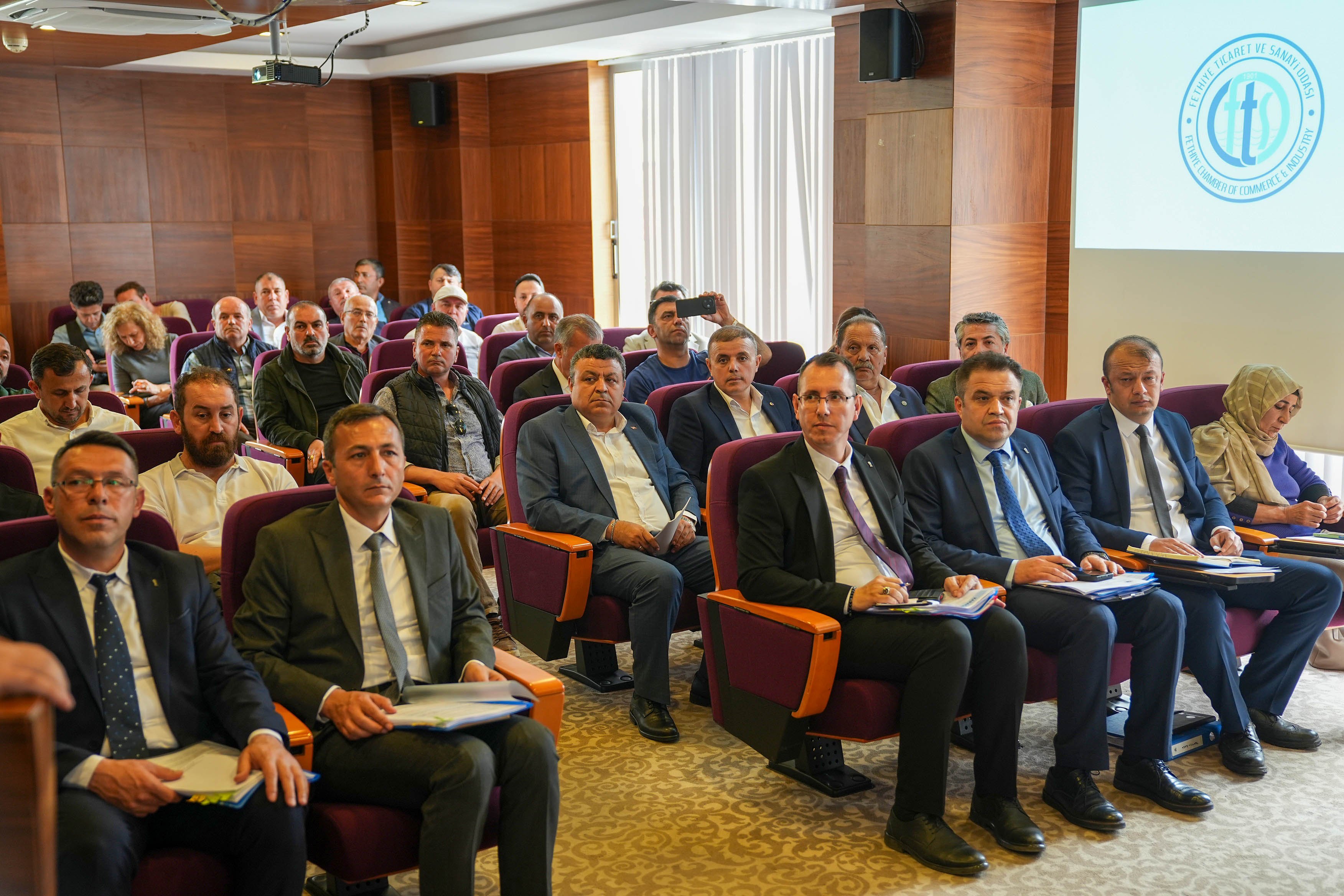 Ftso’da Yaş Sebze Ve Meyve Sektörünün Sorunlari Ele Alindi (19)