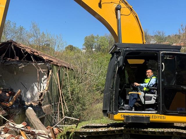 Girmeler Kaplıcası Yenileniyor Eski Yapılar Yıkılıyor, Yeni Tesis Geliyor (4) (Copy)