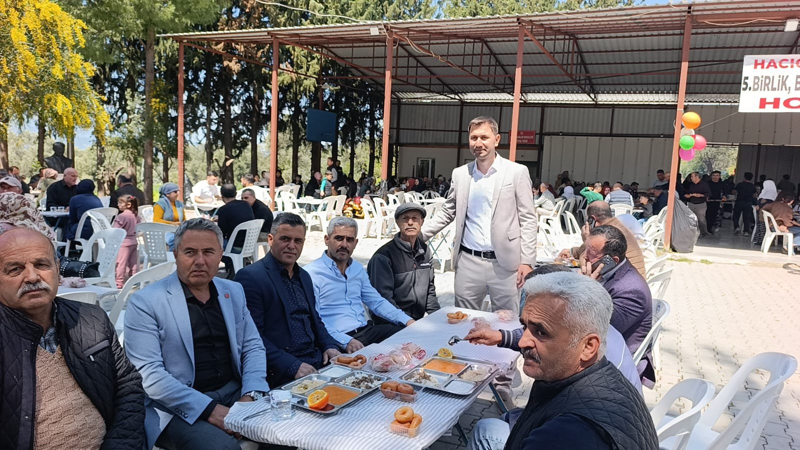 Hacıosmanlar’da Gönülleri Buluşturan Şükür Sofrası (6)-1